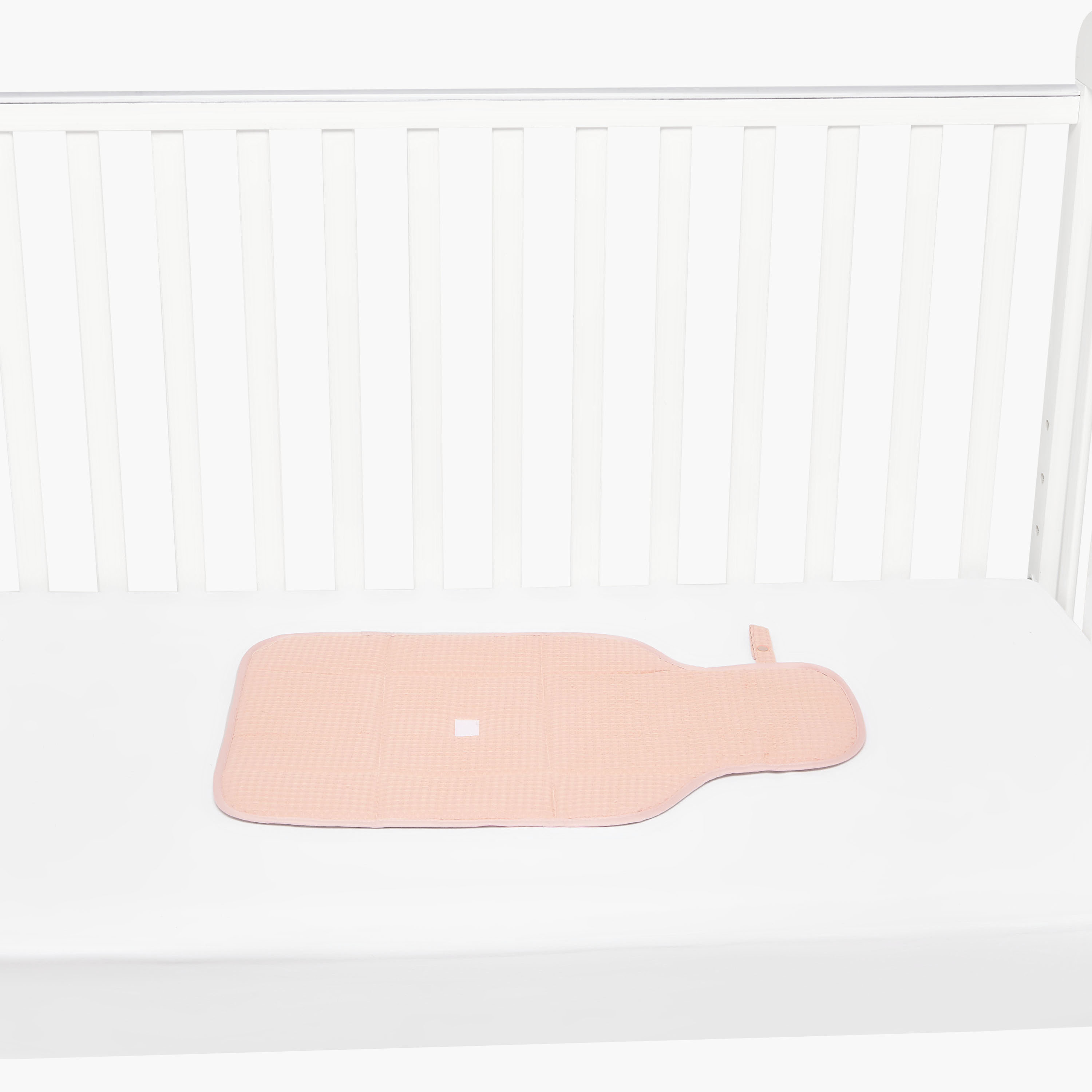 حصيرة غيار أطفال بنسيج الوافل من جيجلز-baby-diapering-changingmats-image-4