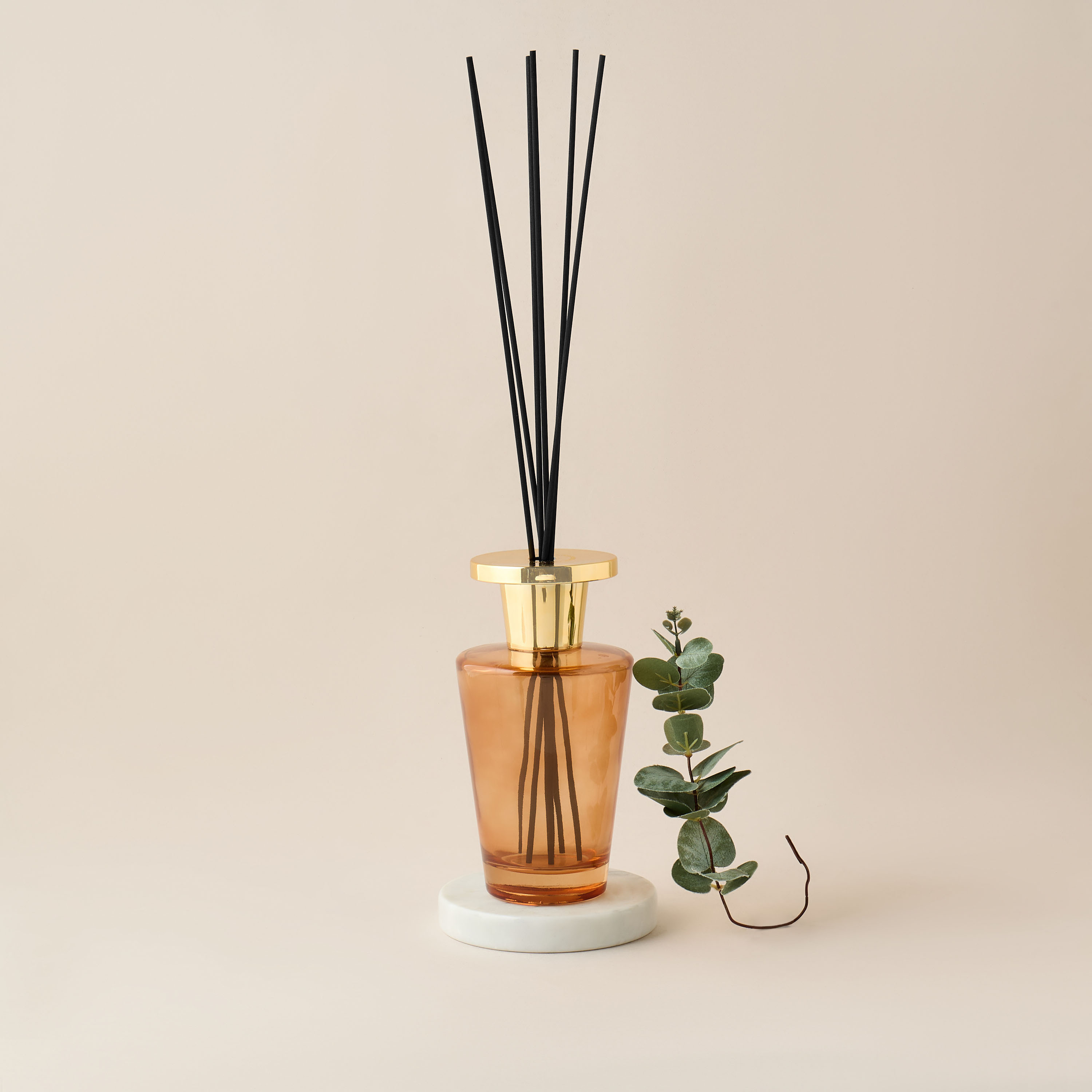 Scent.d London Caramel Dream Scented Reed Diffuser Set - 1 L-household-homefragrance-reeddiffusers-image-1