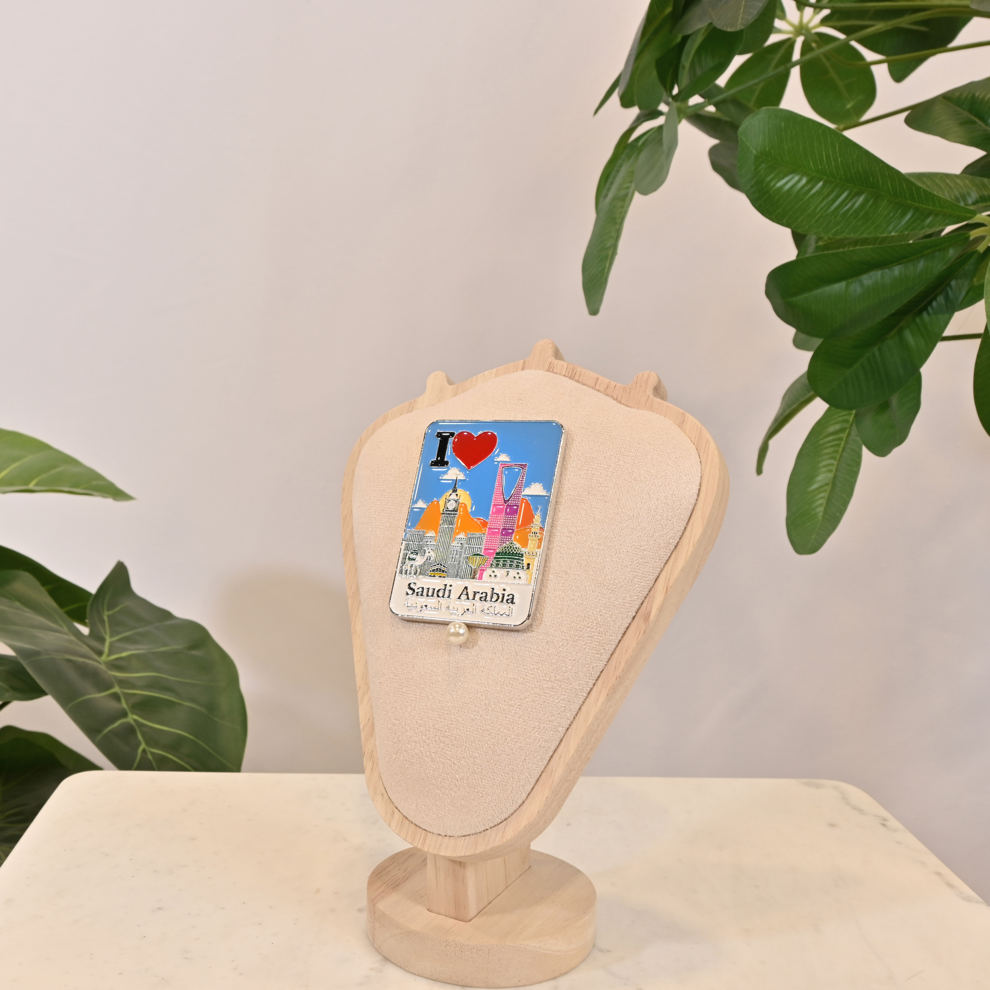 Crafted by Lifestyle Saudi Arabia Souvenir Pin-household-walldecorandmirrors-wallaccents-image-1