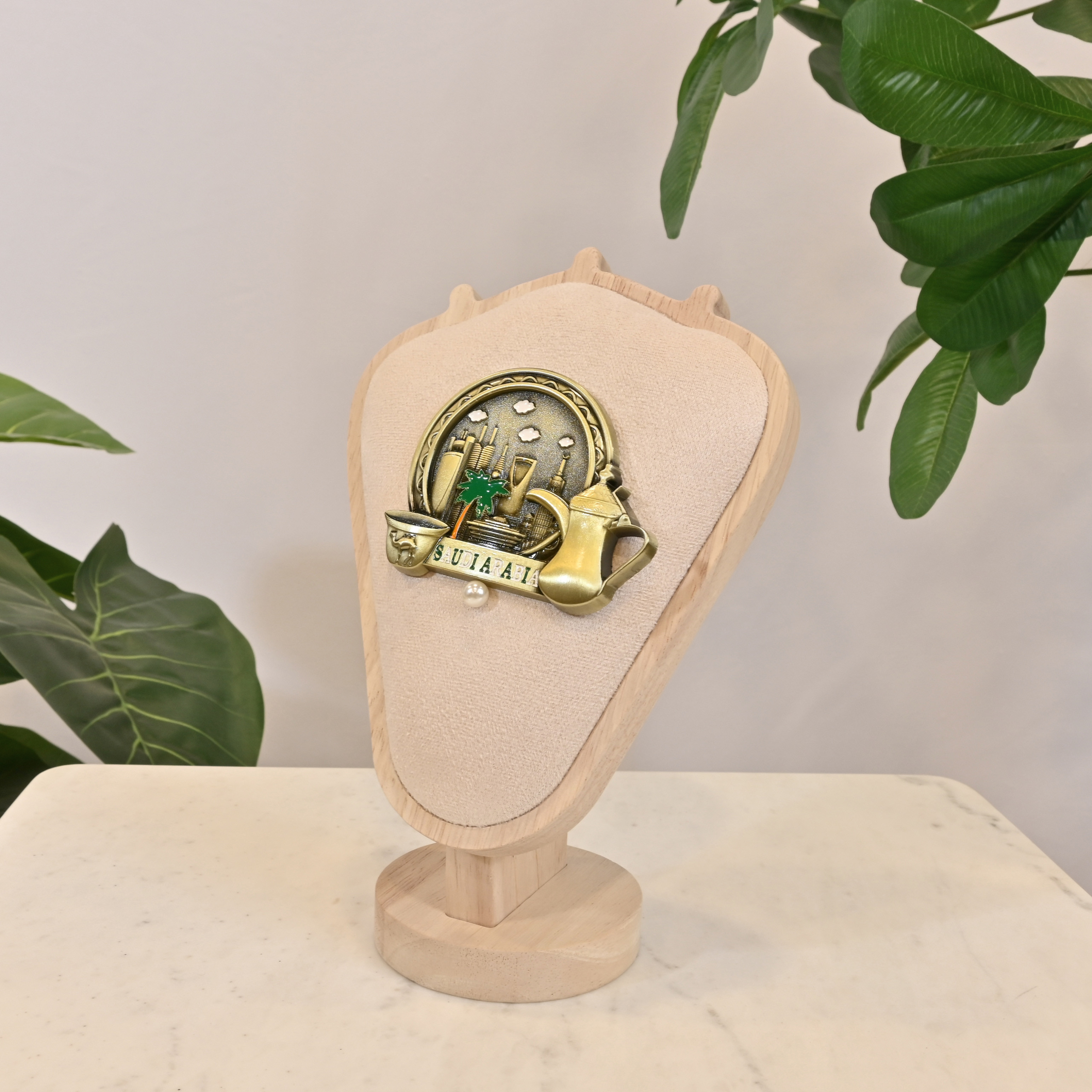 Crafted by Lifestyle Saudi Arabia Souvenir Pin-household-walldecorandmirrors-wallaccents-image-1