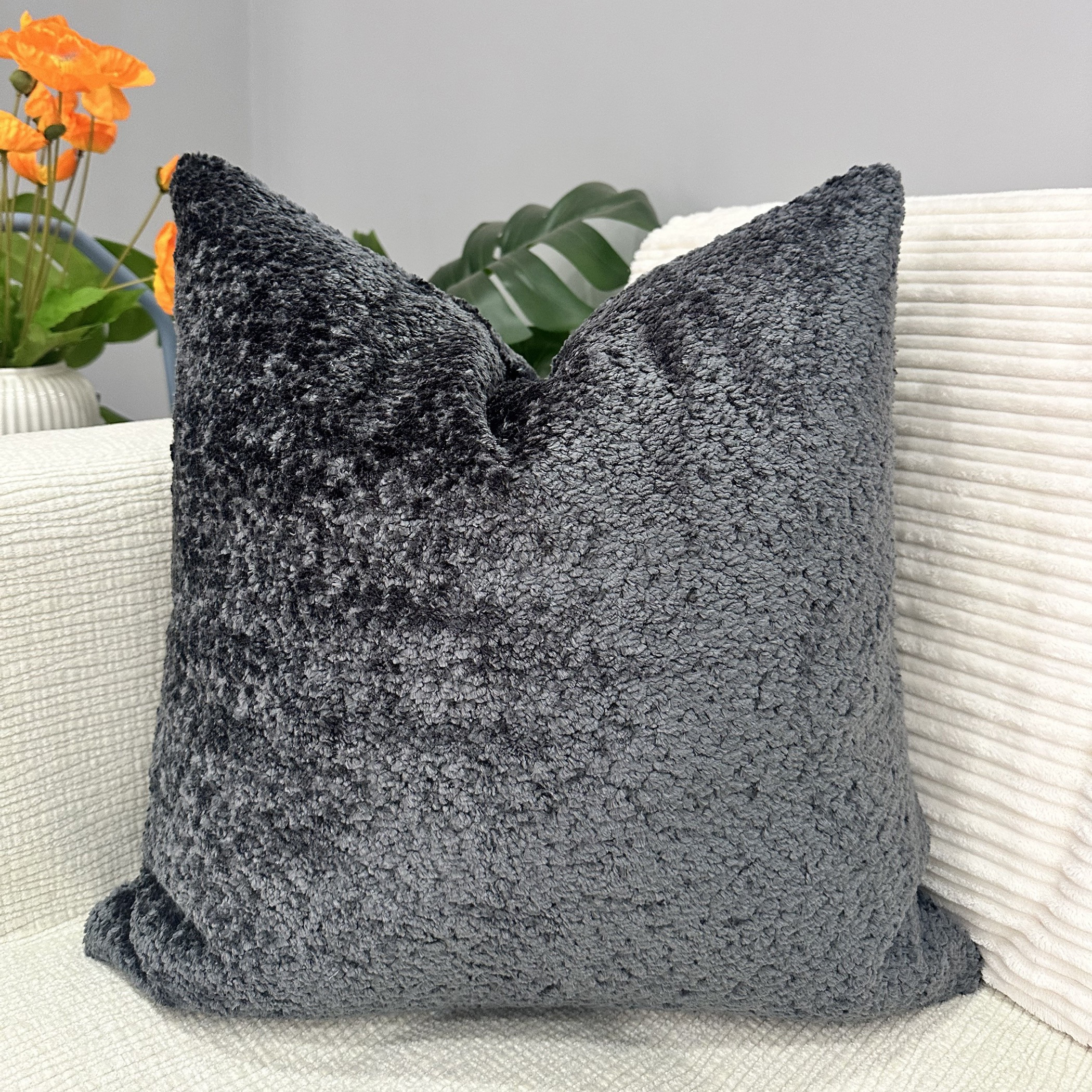 يونيك هوم وسادة مخملية رمادية-household-cushionsandthrows-filledcushions-decorativecushions-image-1