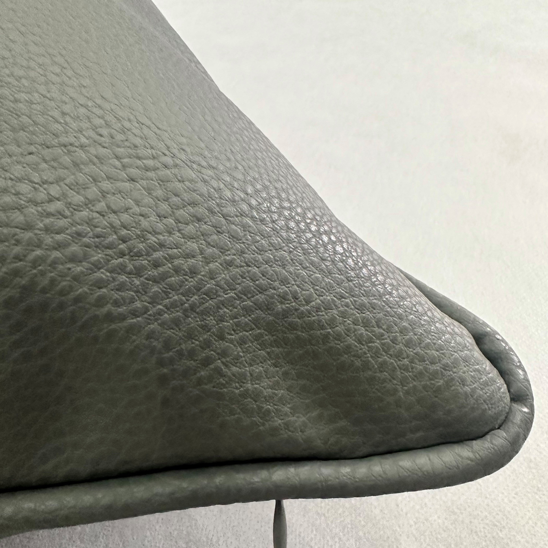 يونيك هوم وسادة ديكور جلد صناعي رمادي-household-cushionsandthrows-filledcushions-decorativecushions-image-3