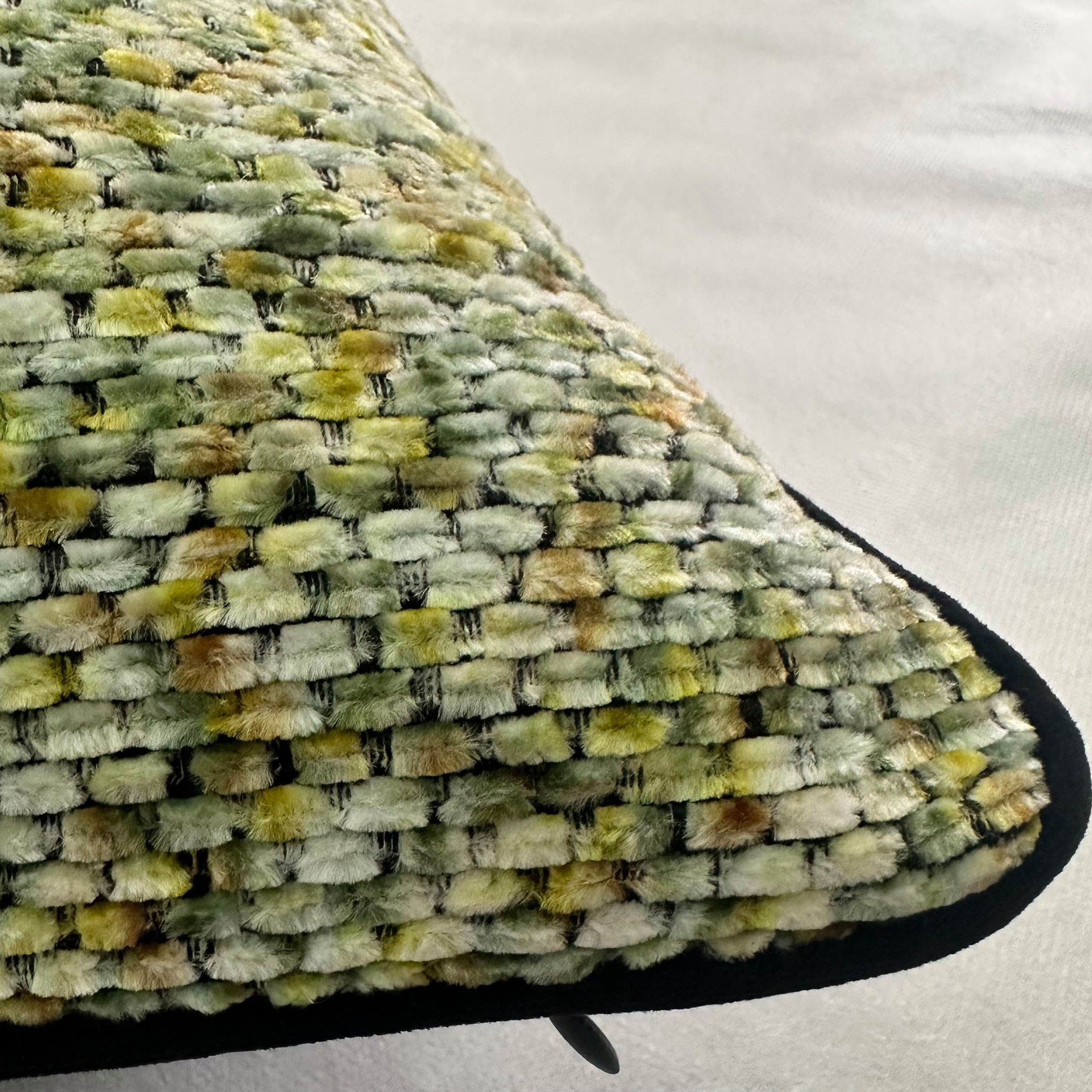 يونيك هوم وسادة منسوجة بحواف سوداء-household-cushionsandthrows-filledcushions-decorativecushions-image-3
