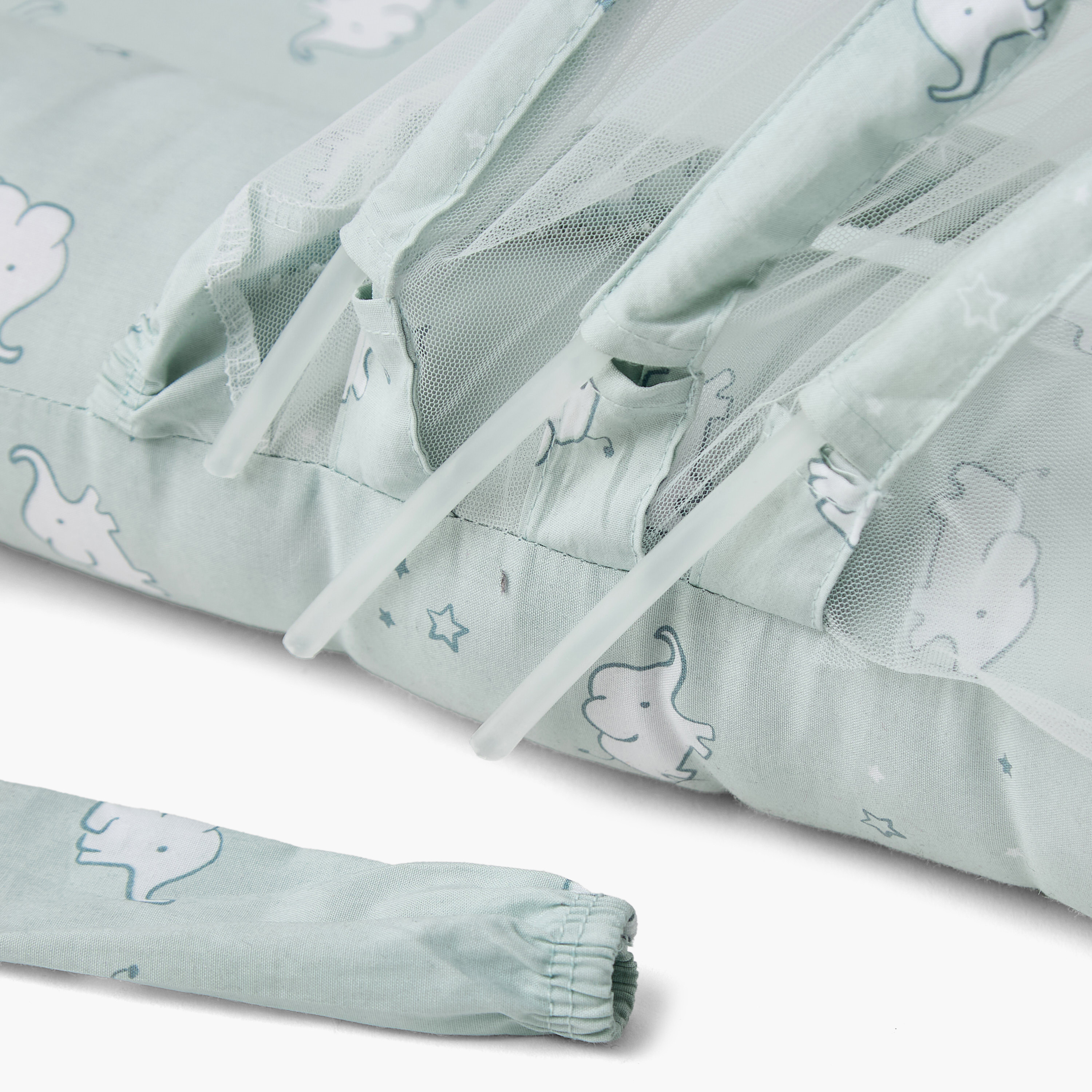 سرير أطفال قماشي بطبعات من جونيورز-baby-nursery-babybedding-image-8