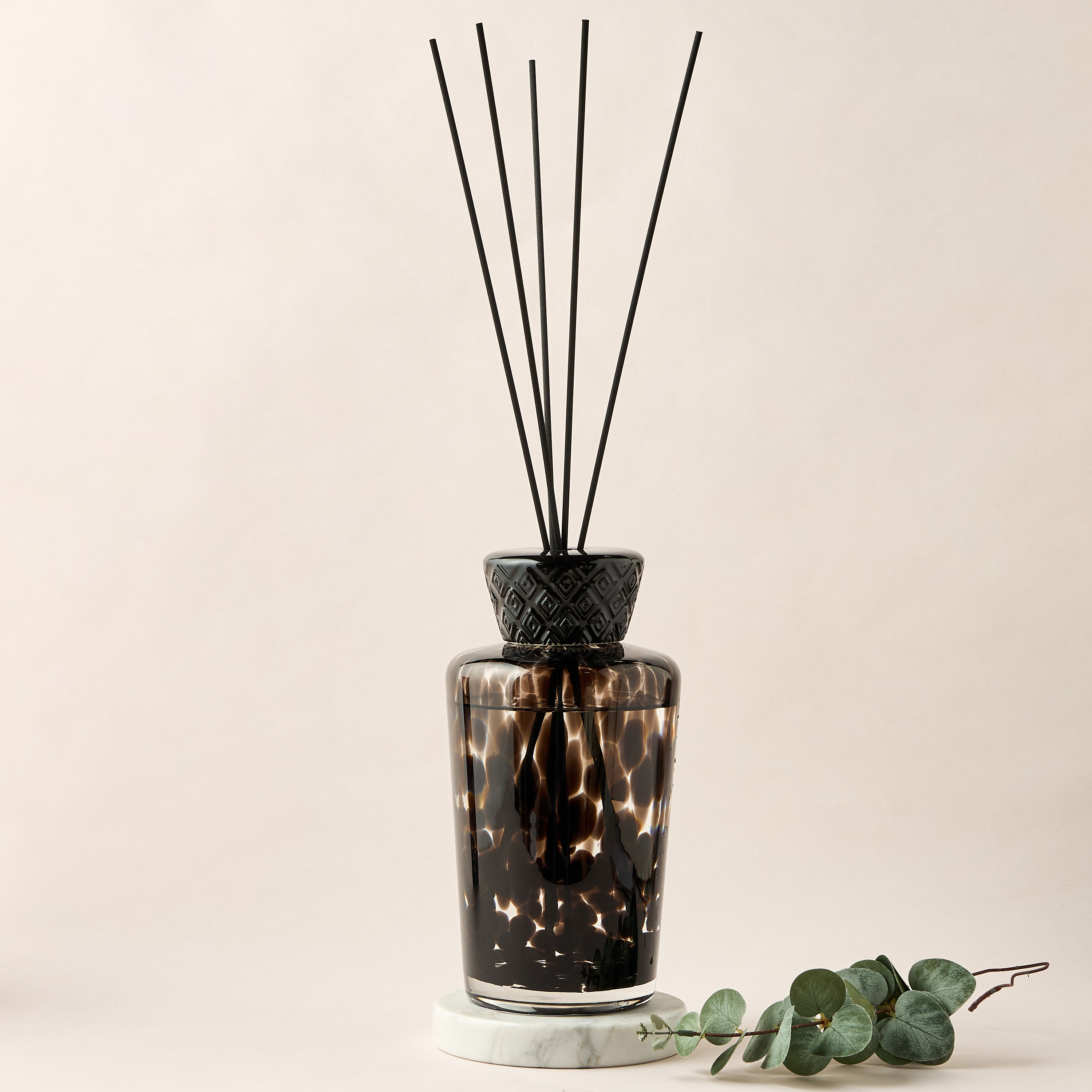 Scent.d London Jasmine of the Dunes Scented Reed Diffuser - 2 L-household-homefragrance-reeddiffusers-image-1