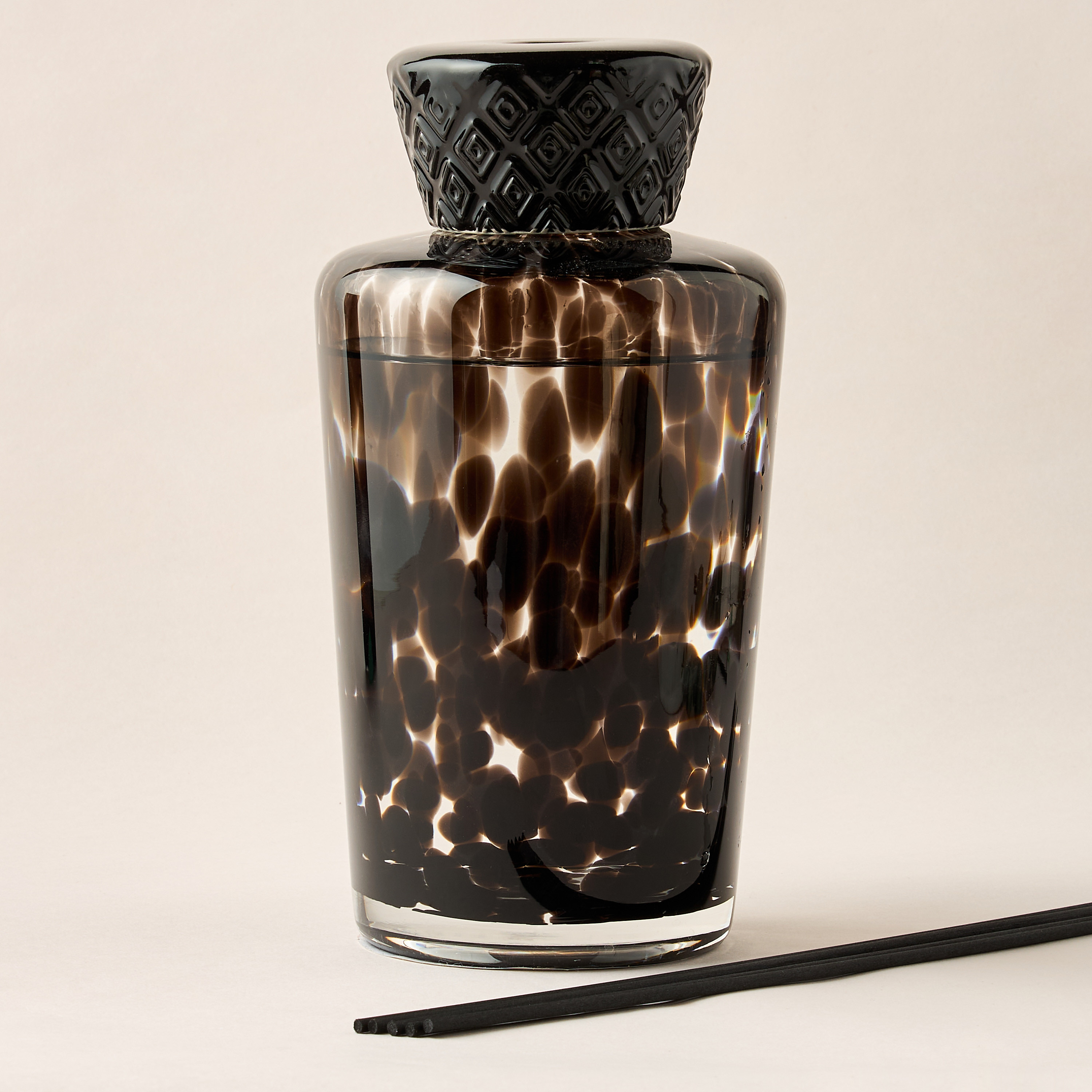 Scent.d London Jasmine of the Dunes Scented Reed Diffuser - 2 L-household-homefragrance-reeddiffusers-image-2