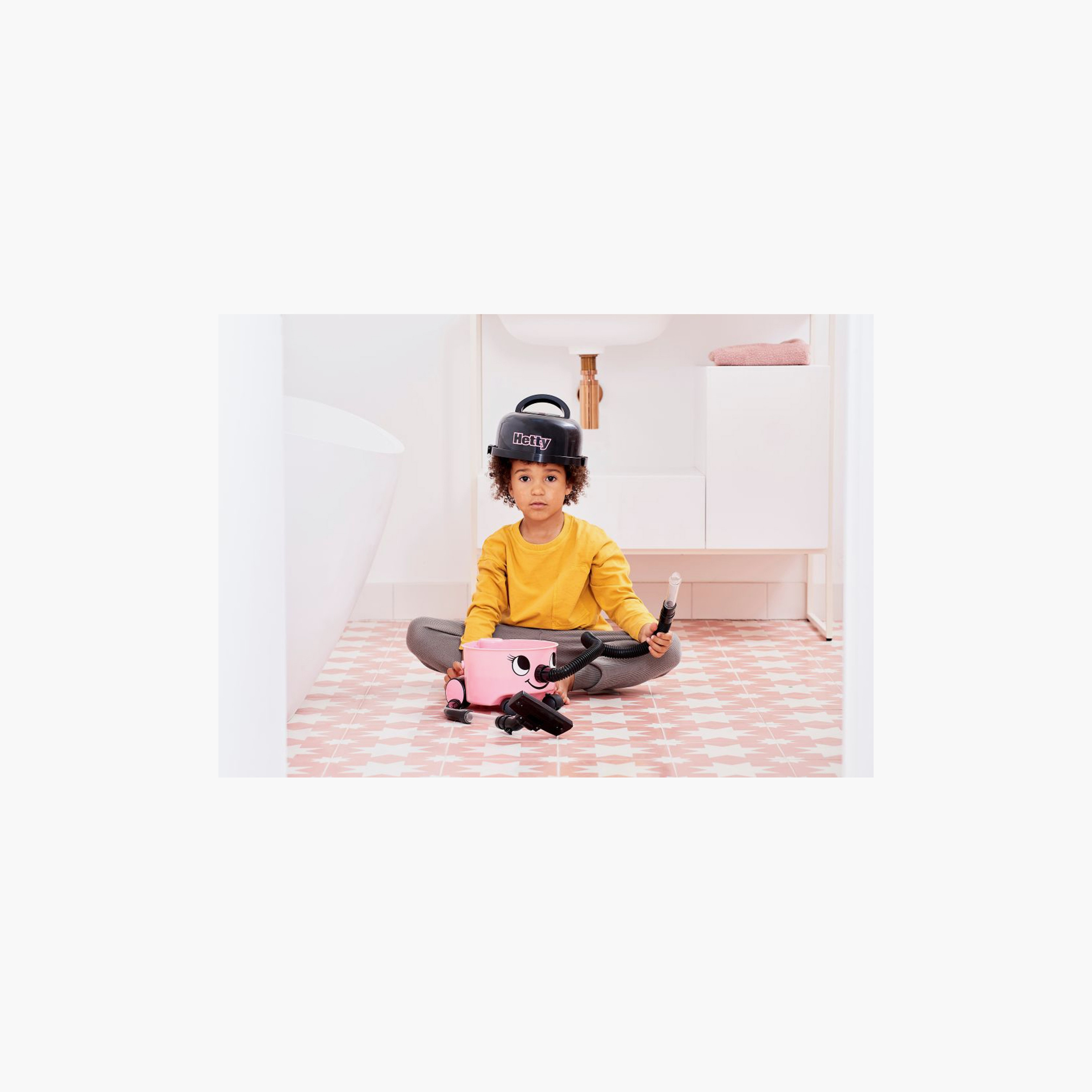 Casdon Hetty Vacuum Cleaner Realistic Play Toy - Pink-toys-roleplay-householdsets-image-5
