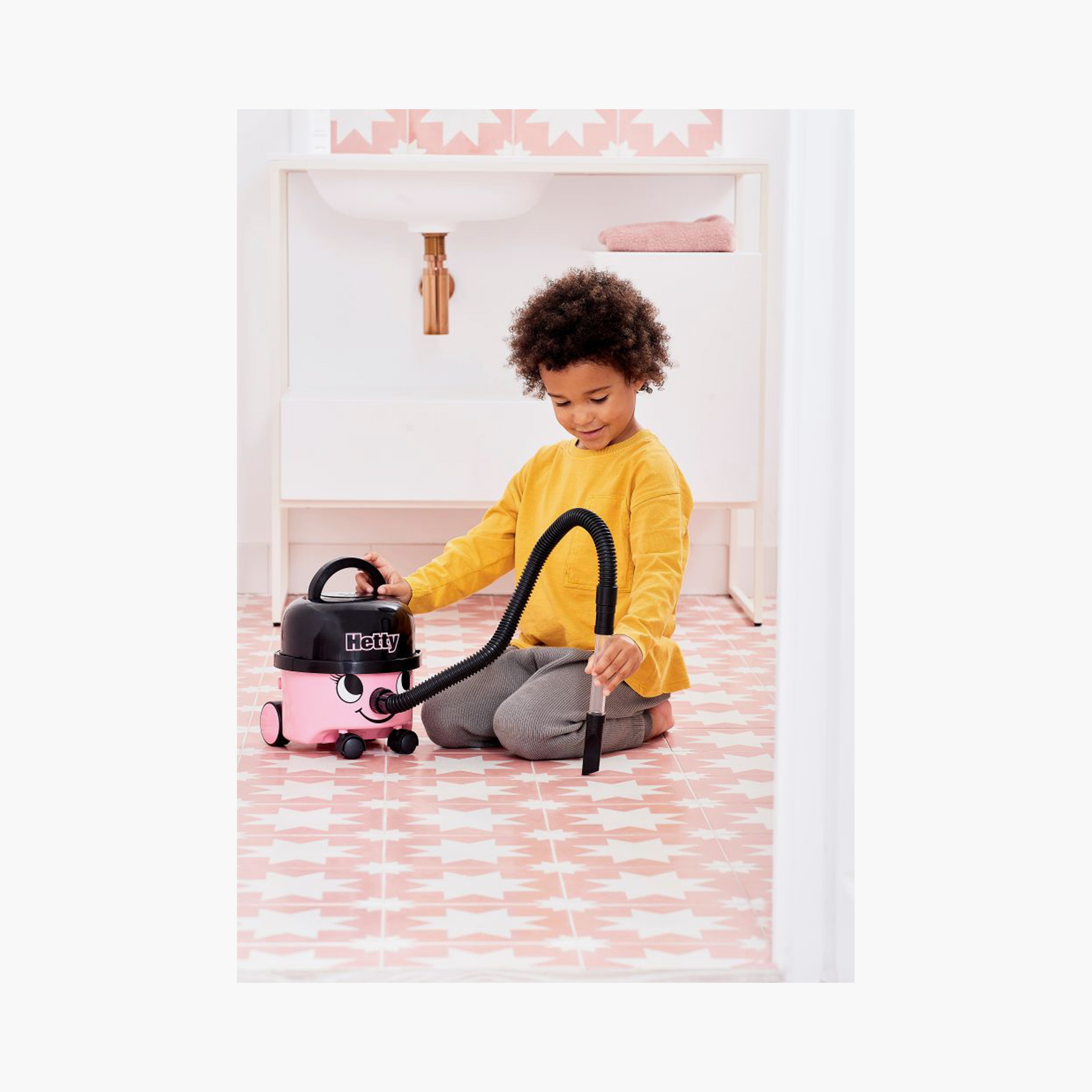 Casdon Hetty Vacuum Cleaner Realistic Play Toy - Pink-toys-roleplay-householdsets-image-7