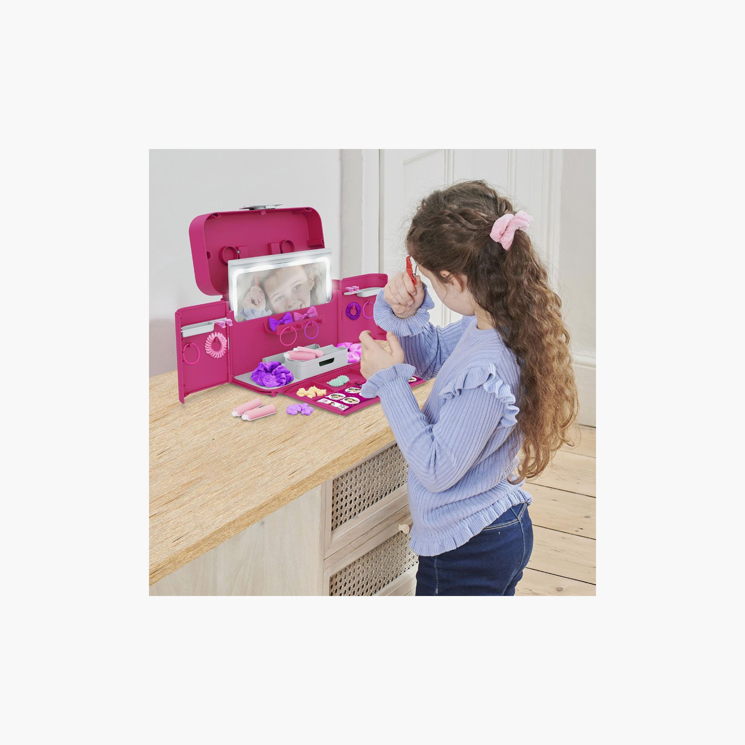 Casdon Ultimate Realistic Play Styling Case-girls-clothing-costumes-image-3
