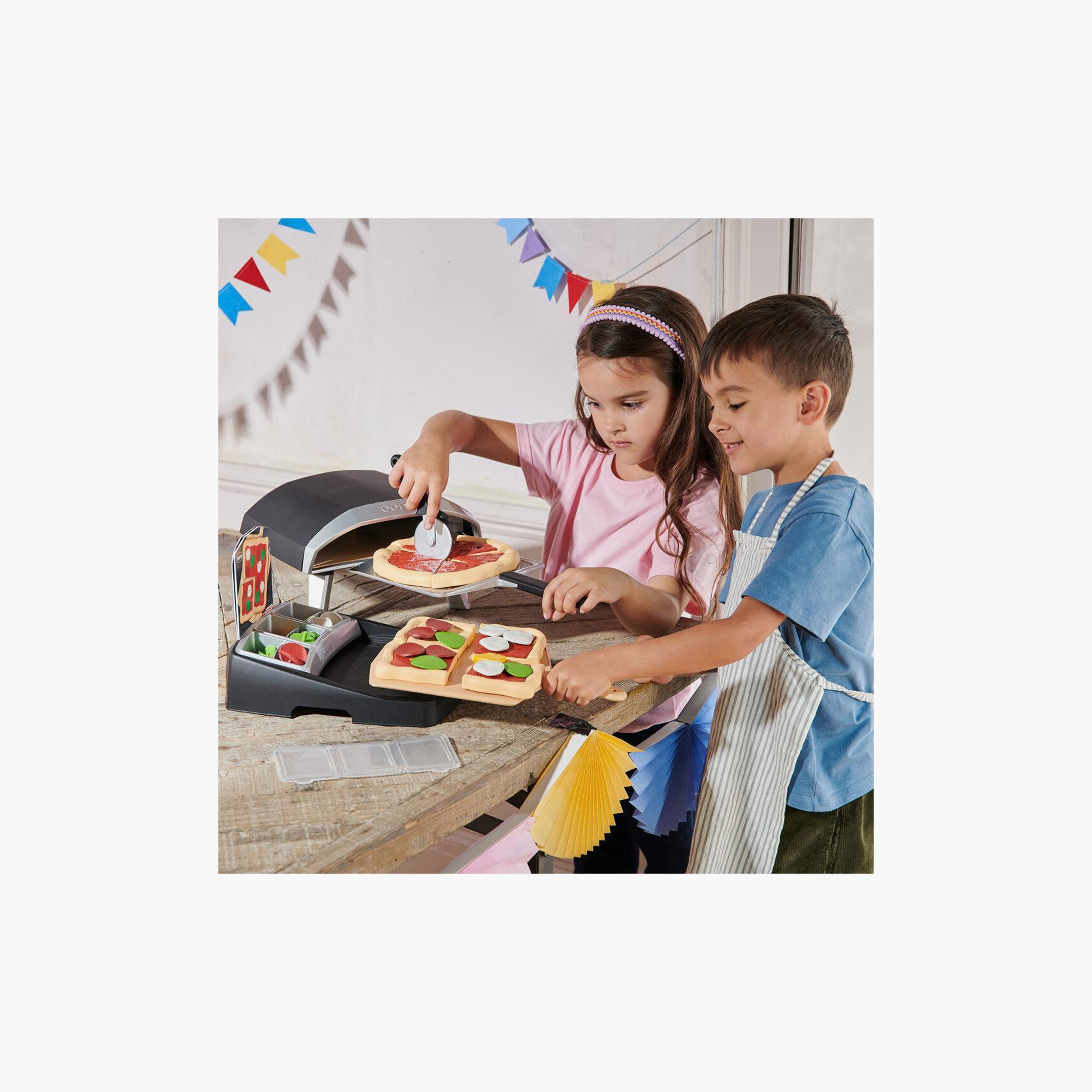 Casdon Ooni Pizza Oven & Topping Station Deluxe Realistic Play Toy Set-toys-roleplay-playfoods-image-10