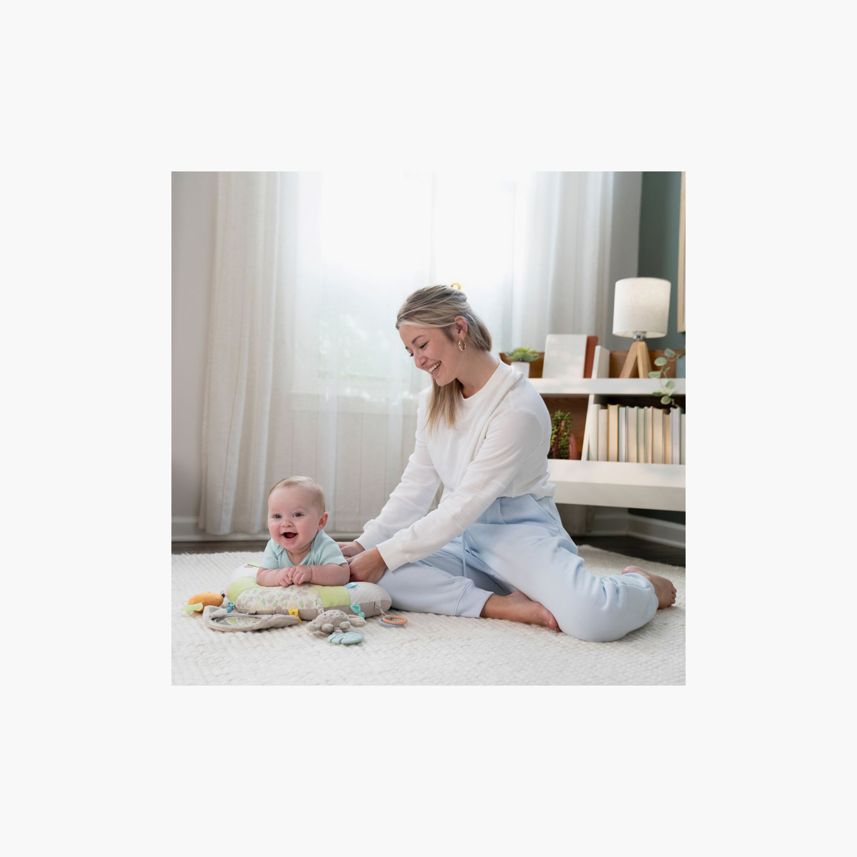 Ingenuity Cozy Prop Sylvi Tummy Time Activity Pillow-toys-babyandtoddlertoys-learningtoys-image-2