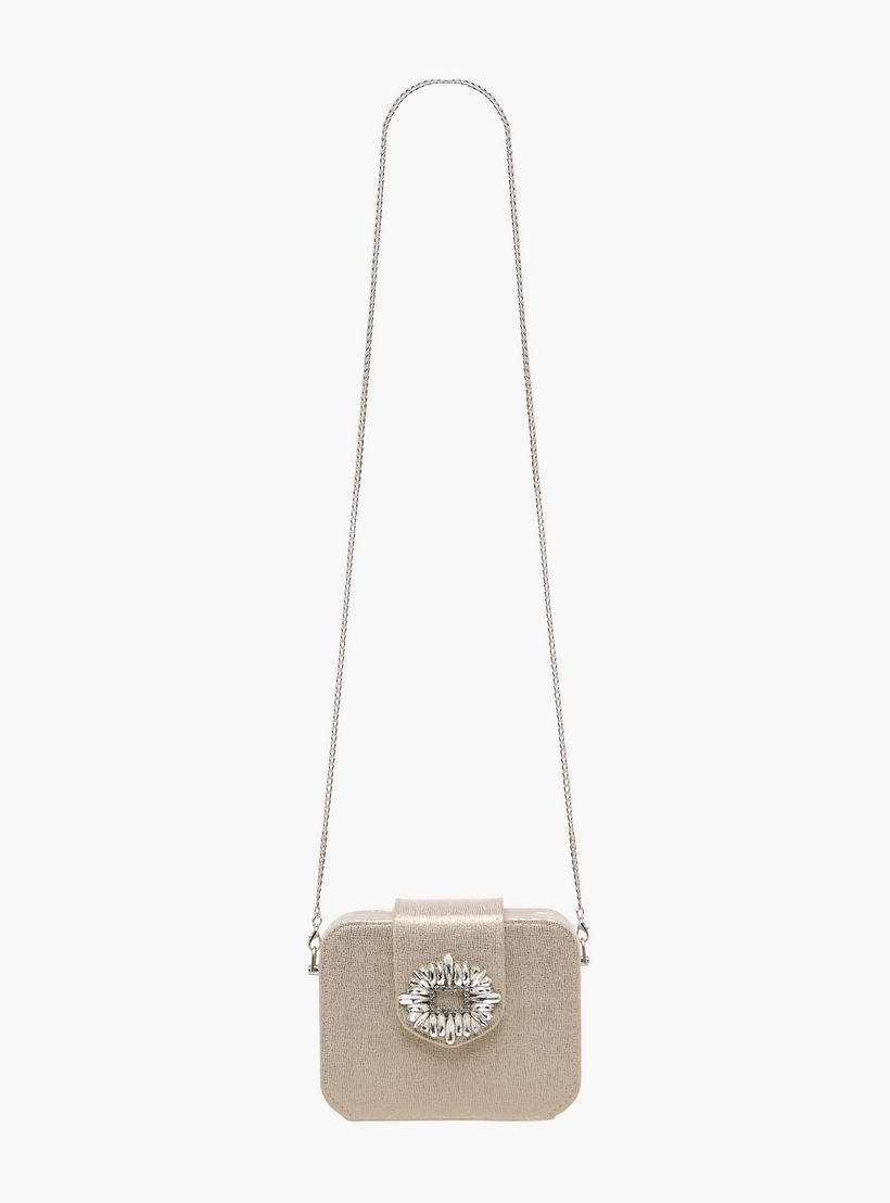 شنطة كلاتش مزينة بسلسلة معدنية من سيليست-women-bagsandwallets-handbags-image-4