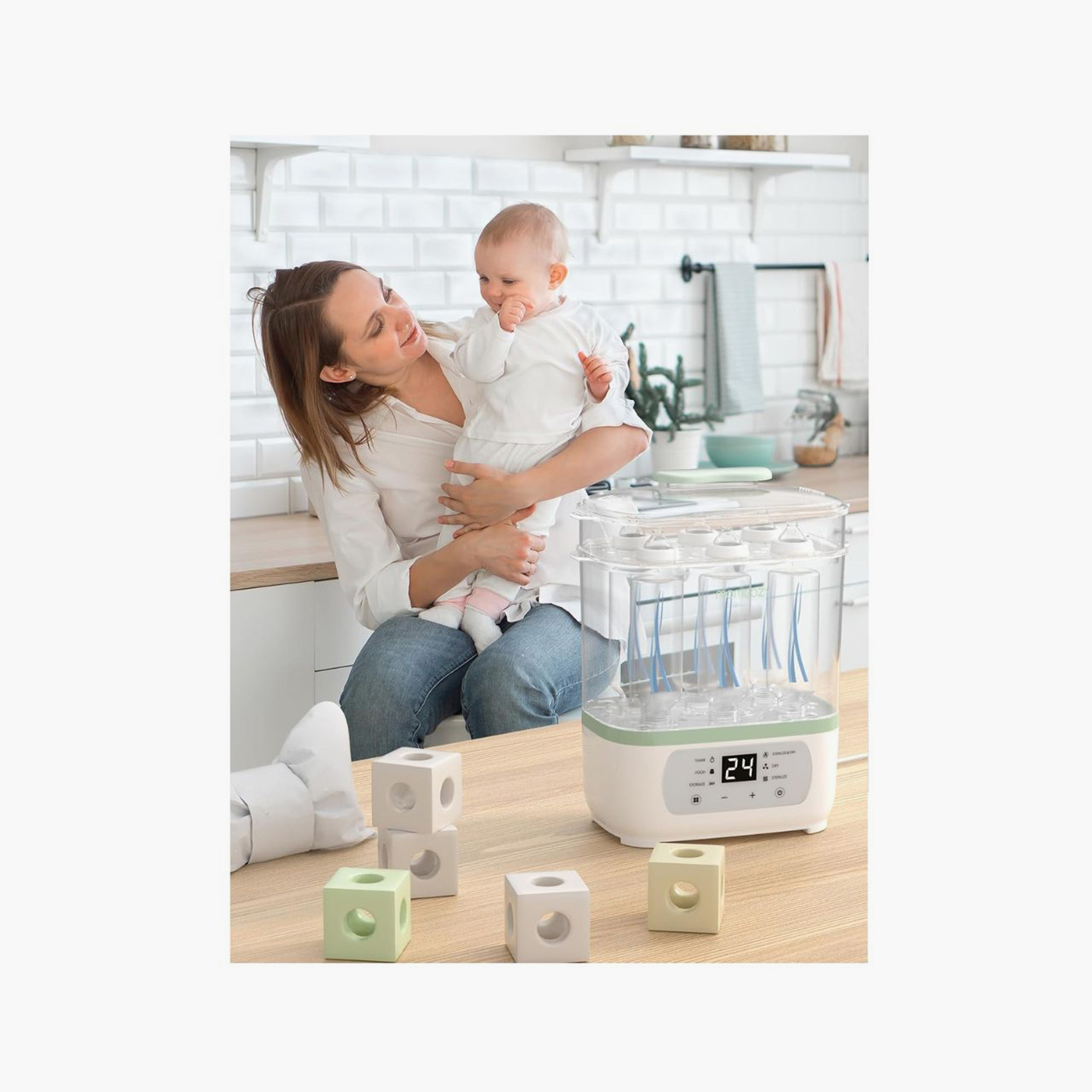 جهاز تعقيم وتجفيف الرضاعات 8 في 1 من مومكوزي - أبيض-baby-feeding-sterilizersandwarmers-image-4