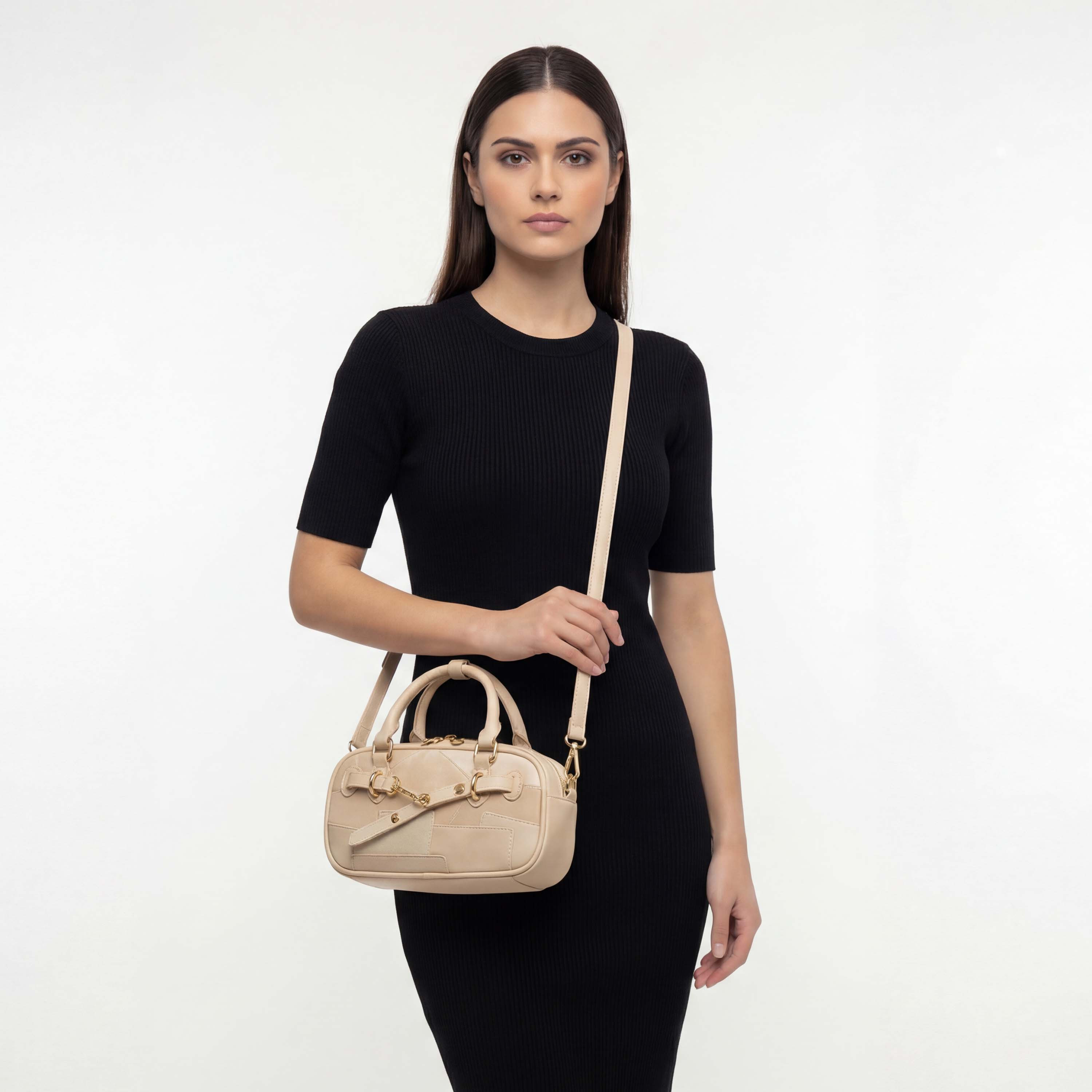 شنطة توت بخياطة متباينة ومقبض مزدوج من سيليست-women-bagsandwallets-handbags-image-2