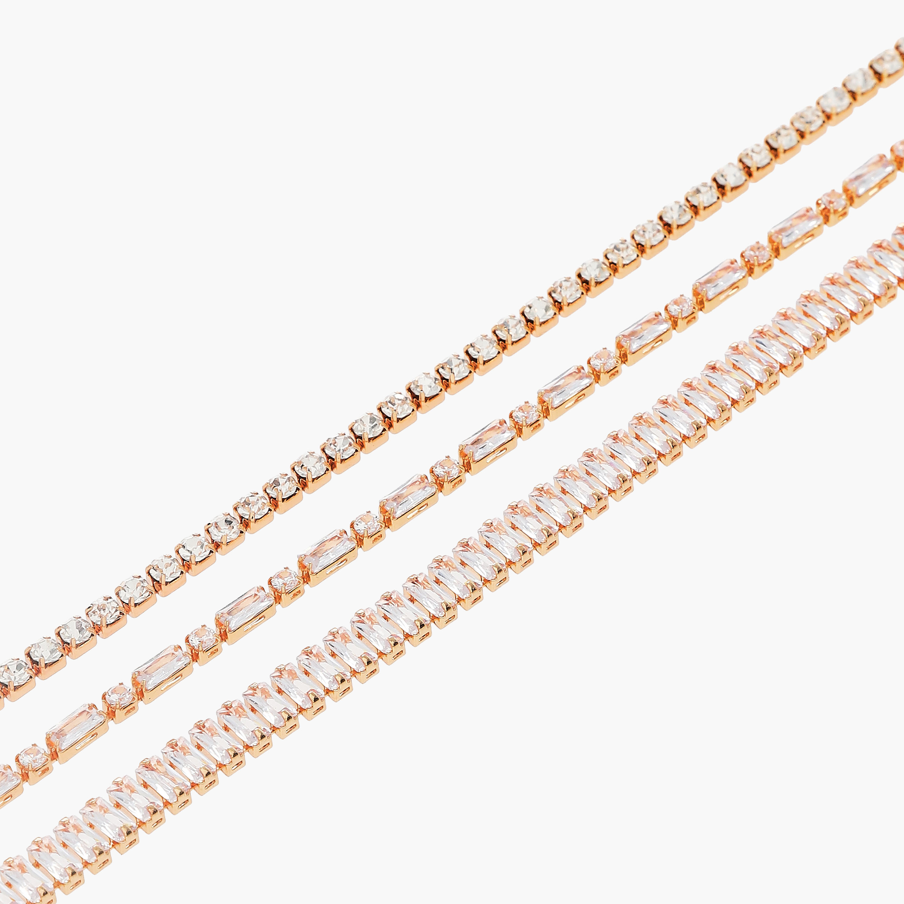 طقم قلادات 3 قطع مزينة بأحجار الزركونيا-women-watchesandjewellery-jewellery-necklacesandpendants-image-7