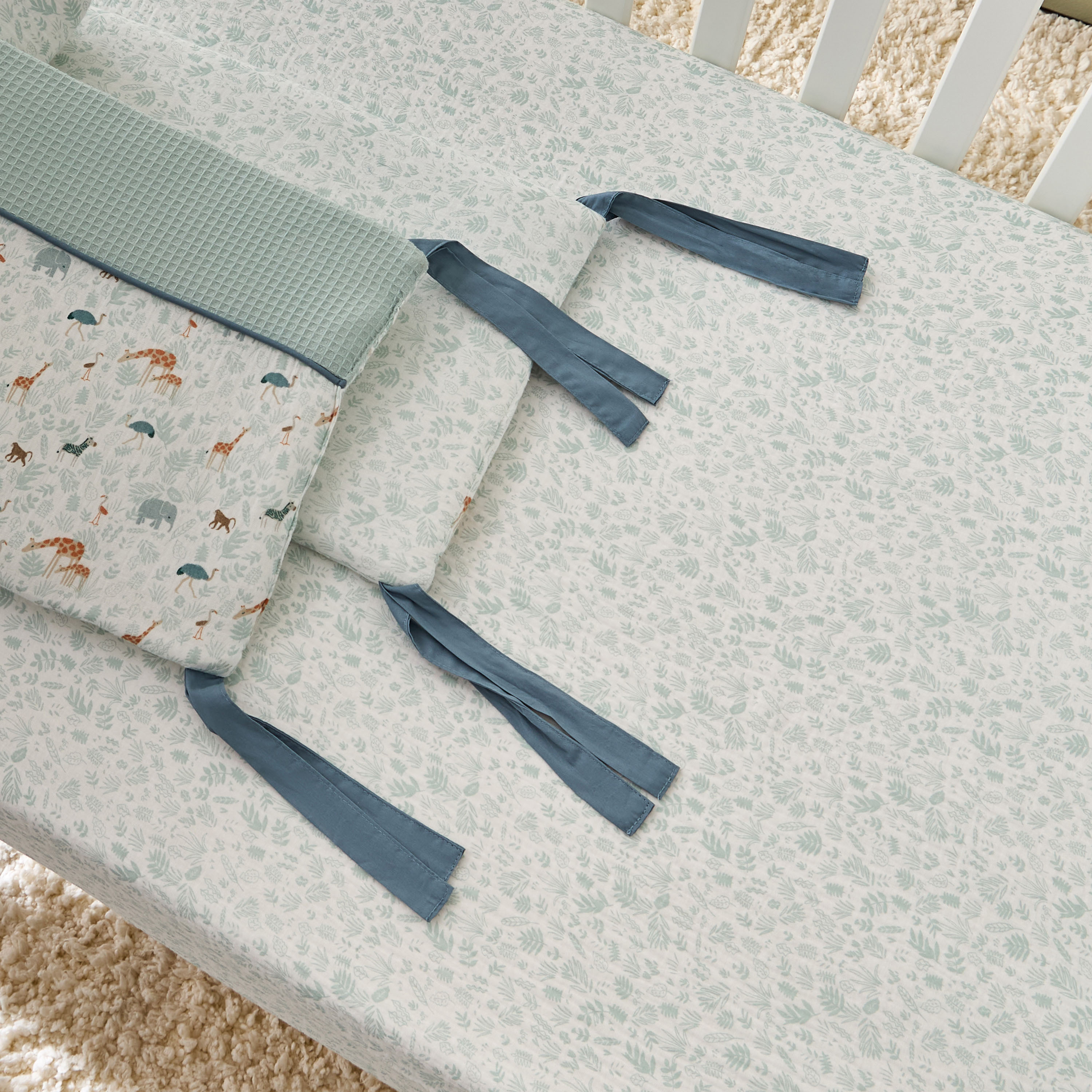 Juniors Baby Bedding Set with Safari Print-baby-nursery-babybedding-image-9