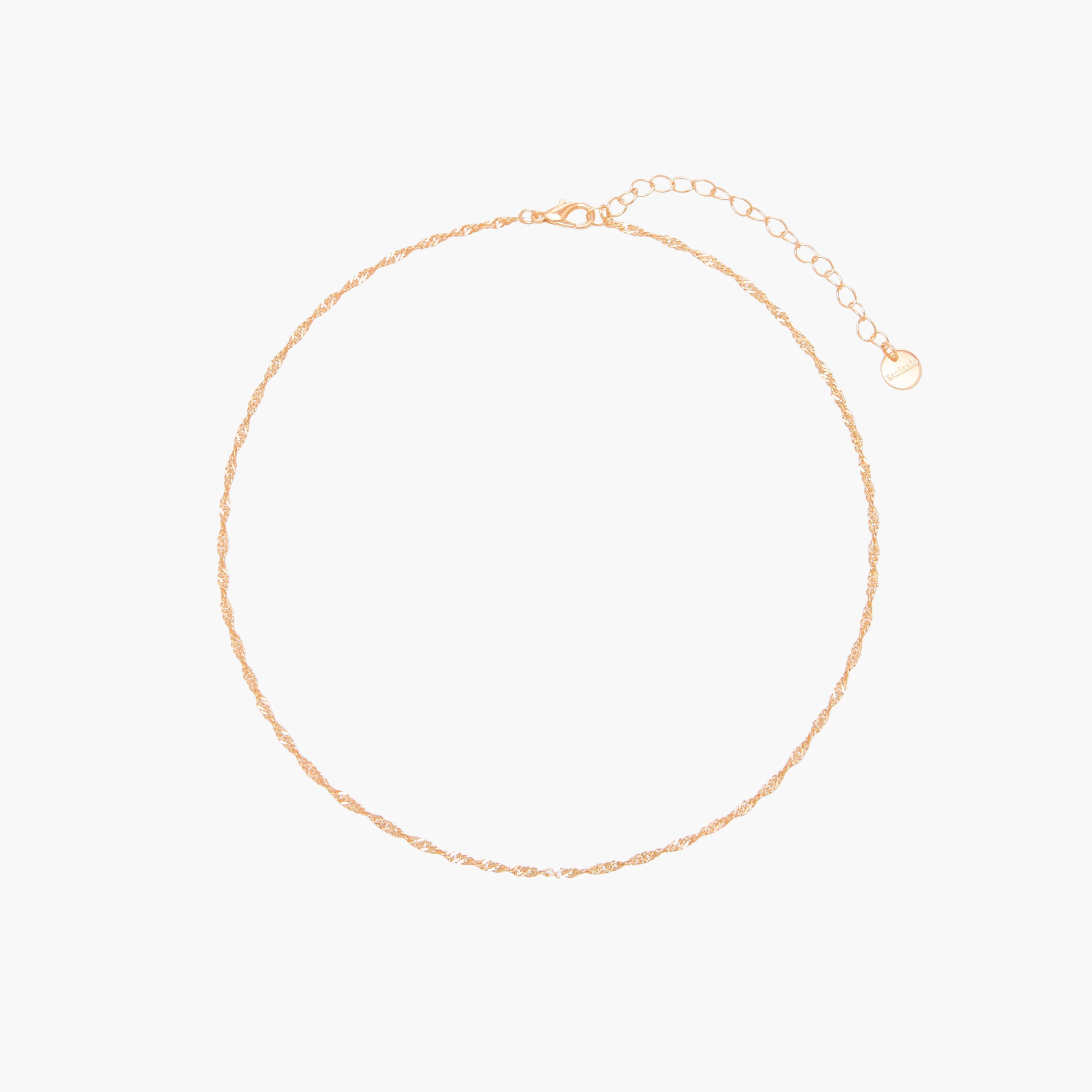 أعقاد ذهبية اللون بتفاصيل دلايات - طقم من 5 قطع-women-watchesandjewellery-jewellery-necklacesandpendants-image-4