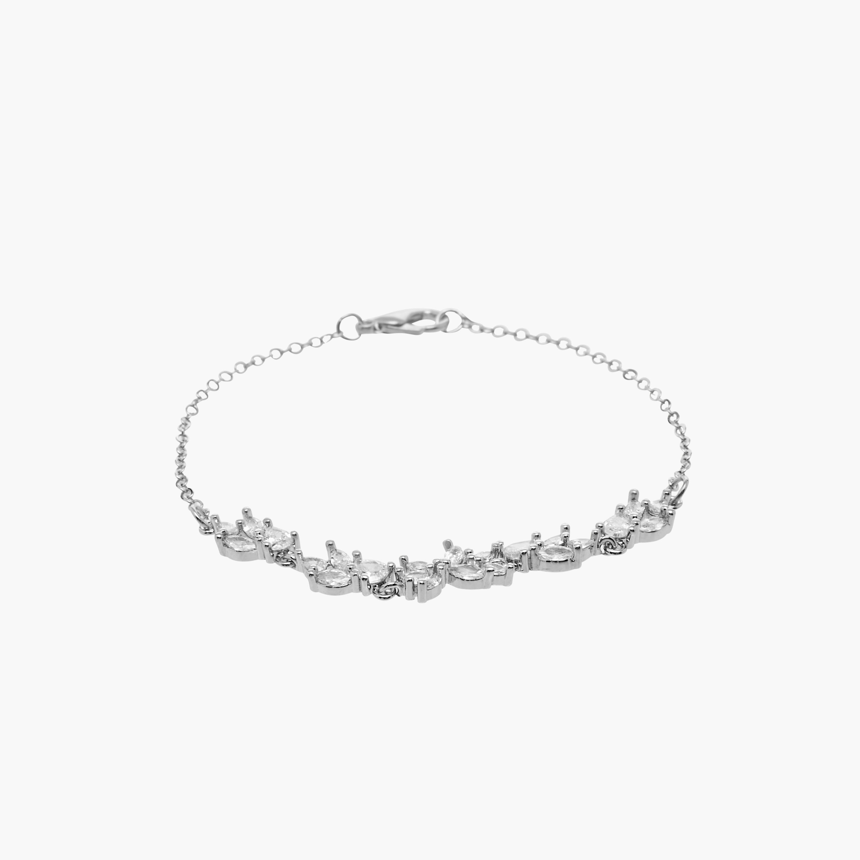 عقد فضي اللون بزيينات مكعبات زيركون-women-watchesandjewellery-jewellery-necklacesandpendants-image-1