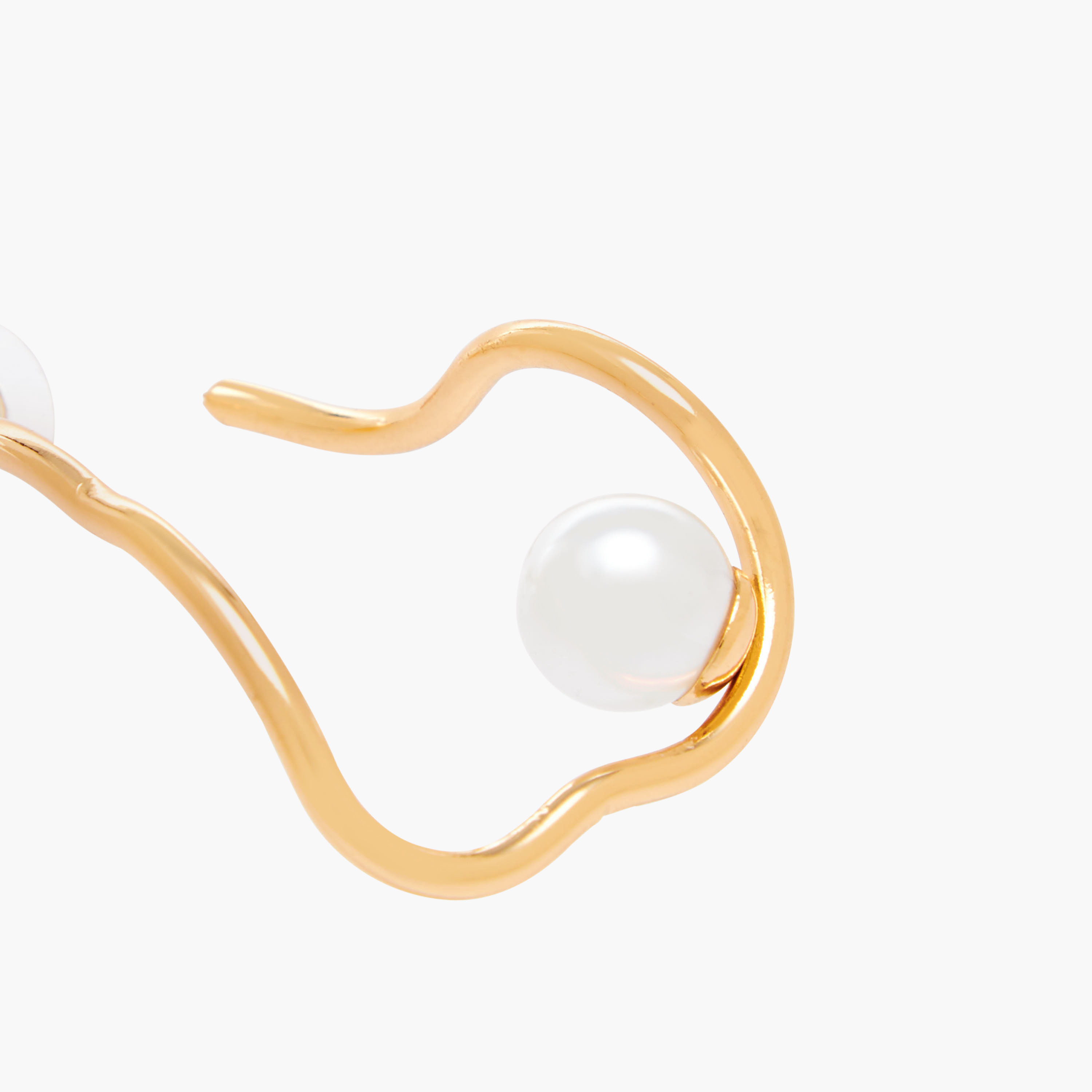 Metallic Pearl Embellished Earring with Pushback Closure-women-watchesandjewellery-jewellery-earrings-image-3
