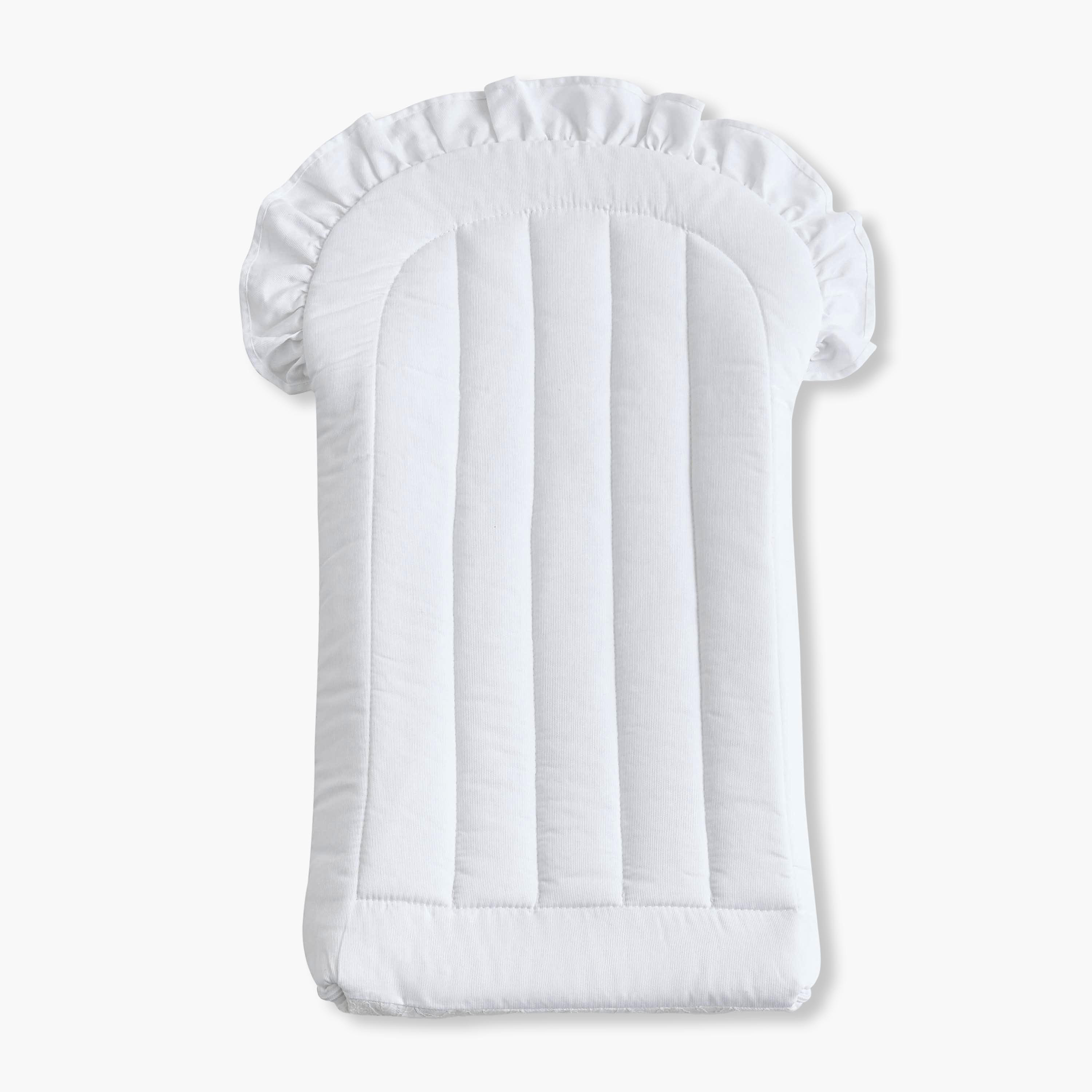Giggles Baby Nest Bag with Lace and Applique Detail-baby-nursery-babybedding-image-3