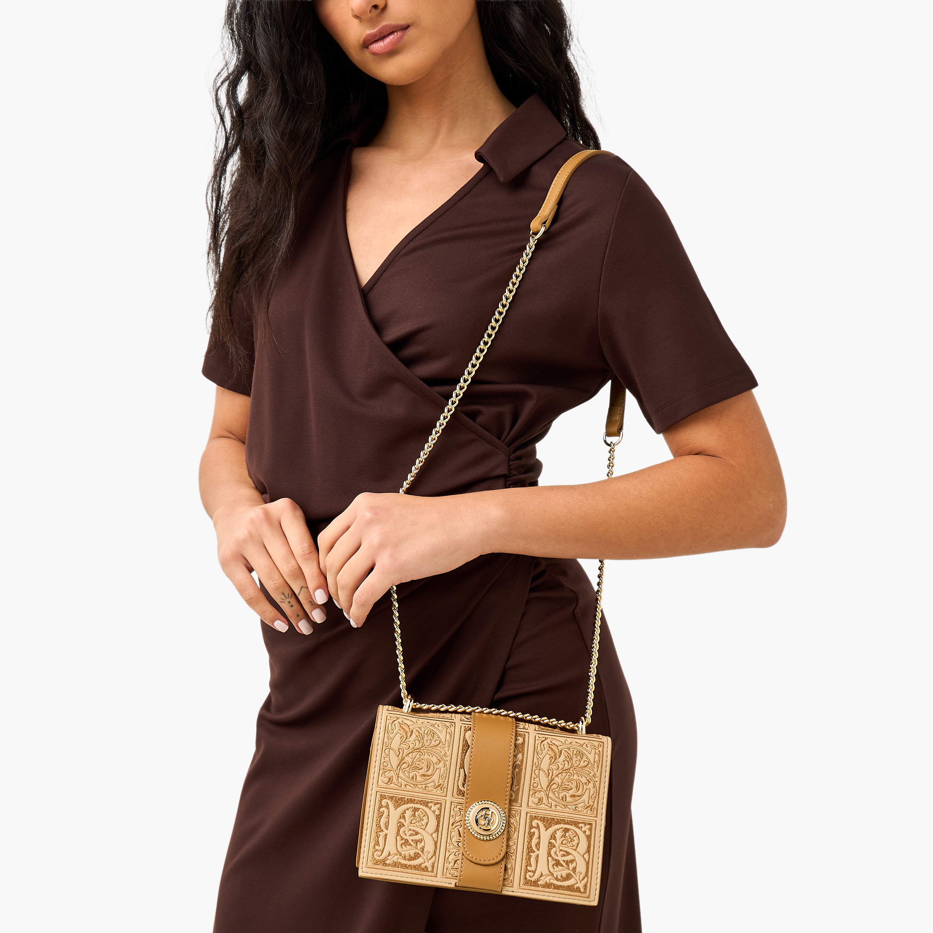 شنطة كروس بودي مطرزة بحزام سلسلة من كريسبيلا-women-bagsandwallets-handbags-image-2