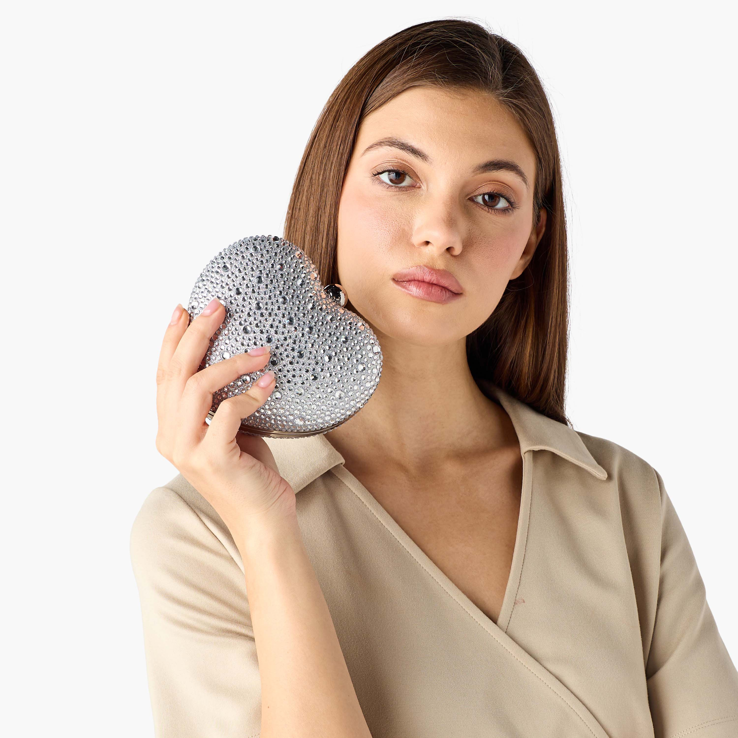 شنطة كلاتش مزينة بحزام سلسلة قابل للفصل من ساشا-women-bagsandwallets-handbags-image-2