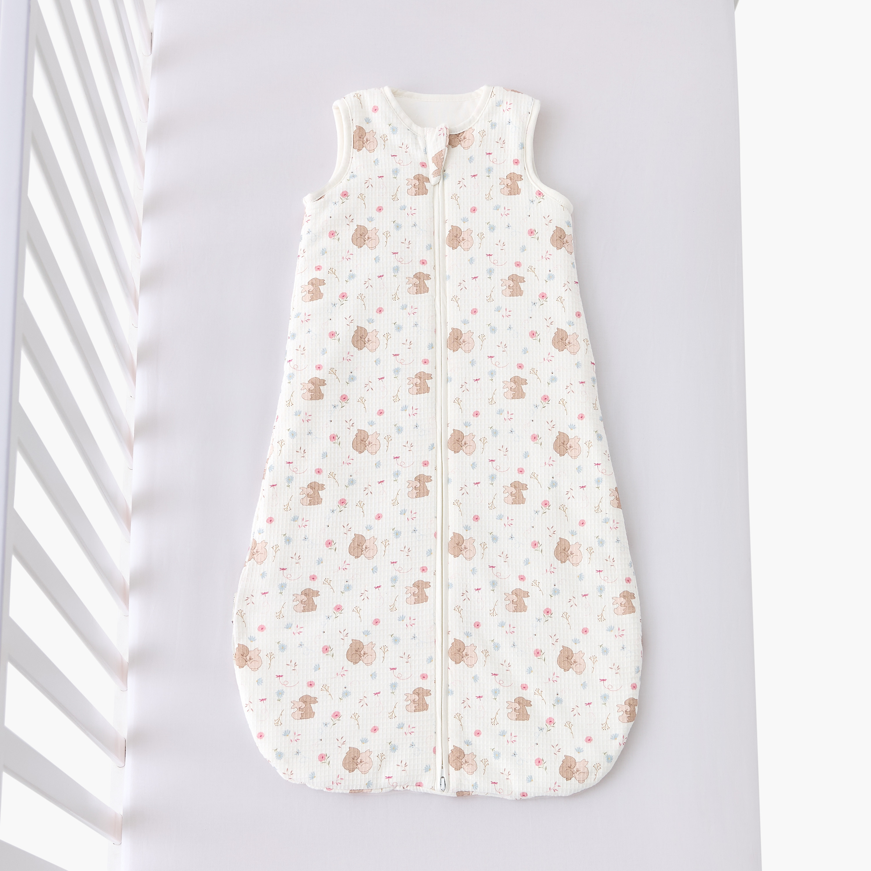 شنطة نوم أطفال بطبعات عالم الحيوانات العجيب من جونيورز - 6-18 شهر-baby-nursery-blanketsandswaddles-swaddlesandsleepingbags-image-7
