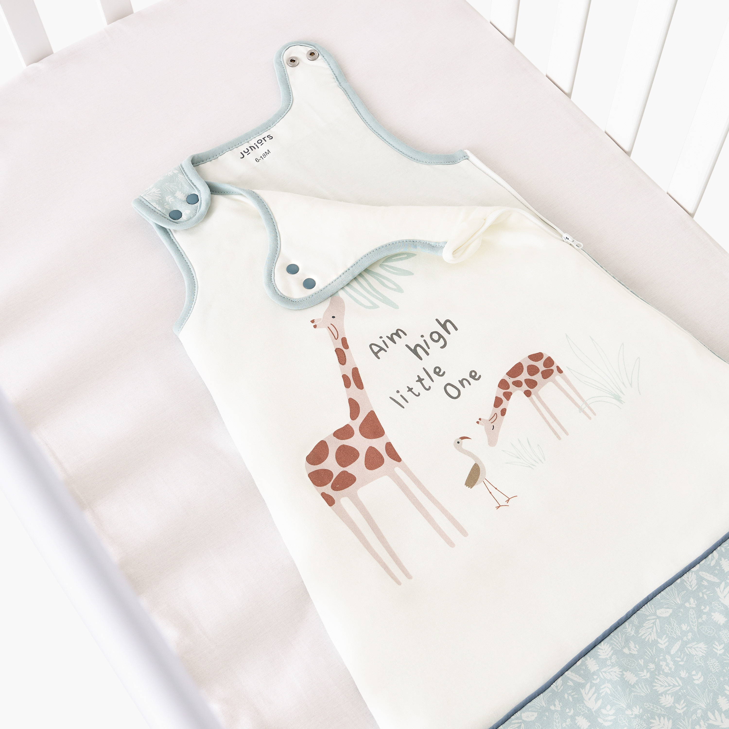 كيس نوم للأطفال الرضّع بزر إغلاق كبس من جونيورز، من 6 إلى 18 شهرًا-baby-nursery-blanketsandswaddles-swaddlesandsleepingbags-image-4