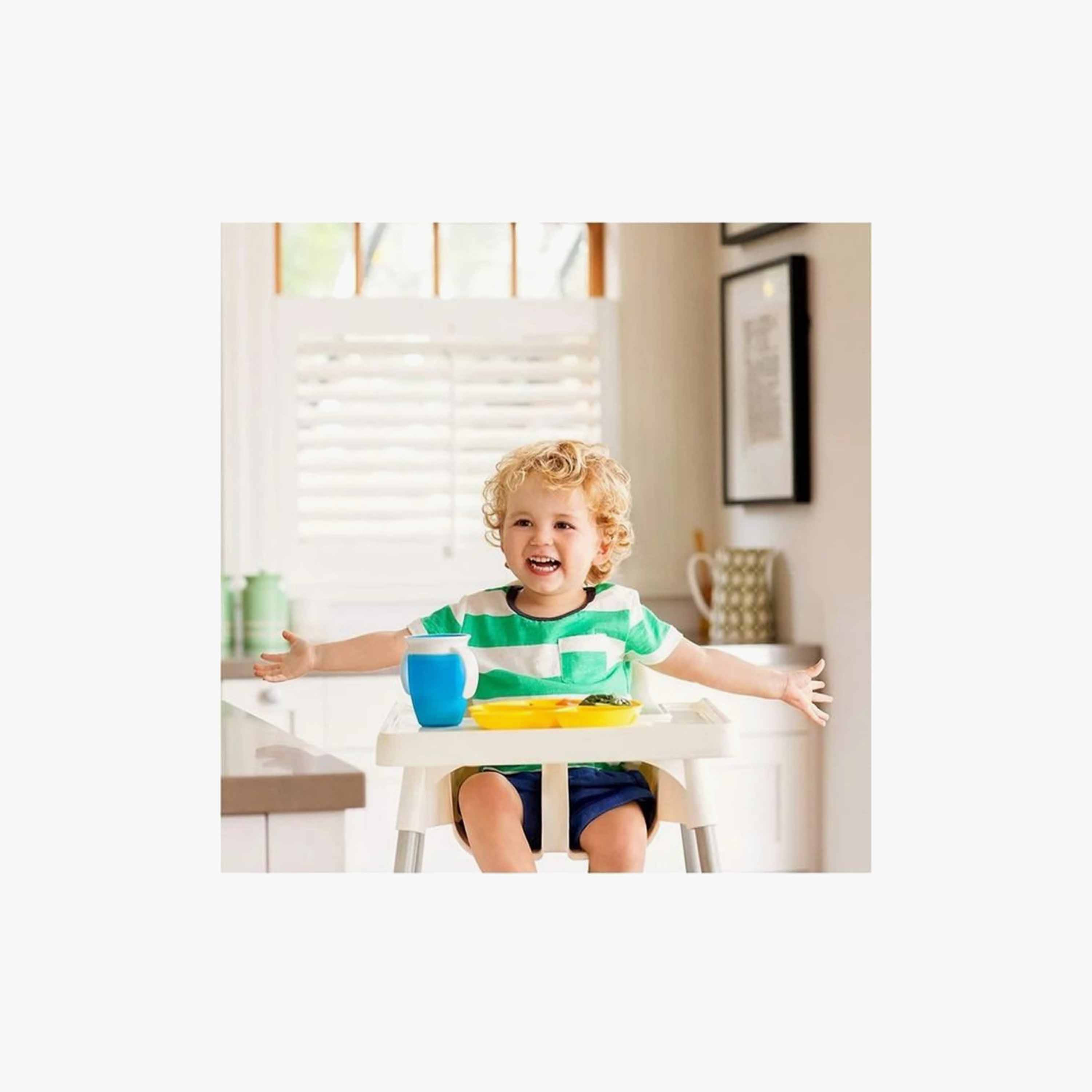 Munchkin Miracle 360 Trainer Cup with Handle, 207 ml-baby-feeding-mealtimeessentials-image-5