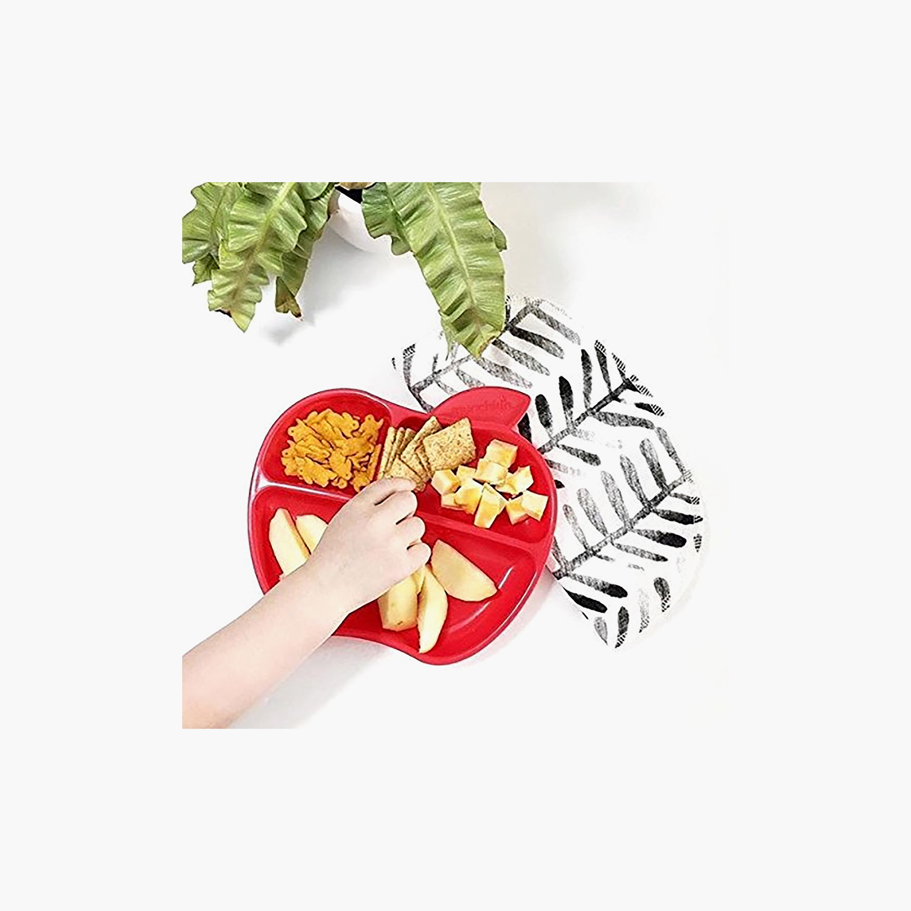 Pack of 3 Munchkin Divided Plate, Apple Shape-baby-feeding-mealtimeessentials-image-9