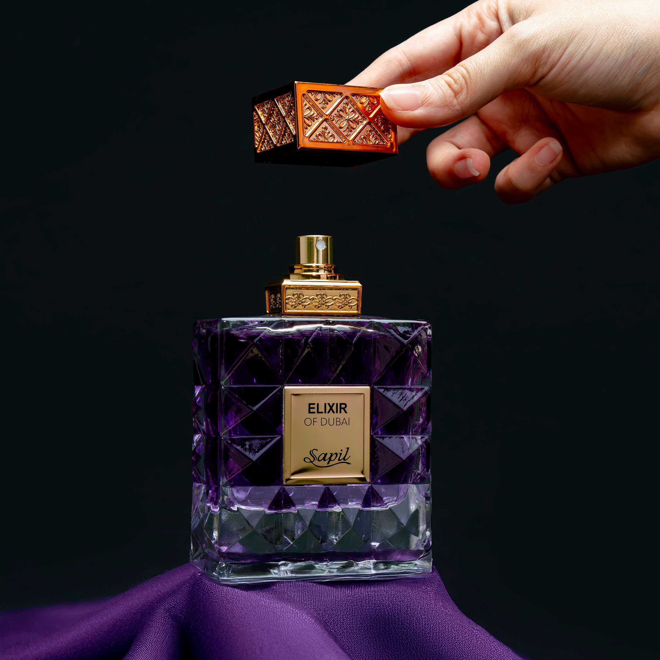 عطر إكسير دبي أو دو بارفان من سابيل
    - 100 مل-beautyandpersonalcare-fragrance-unisex-image-5