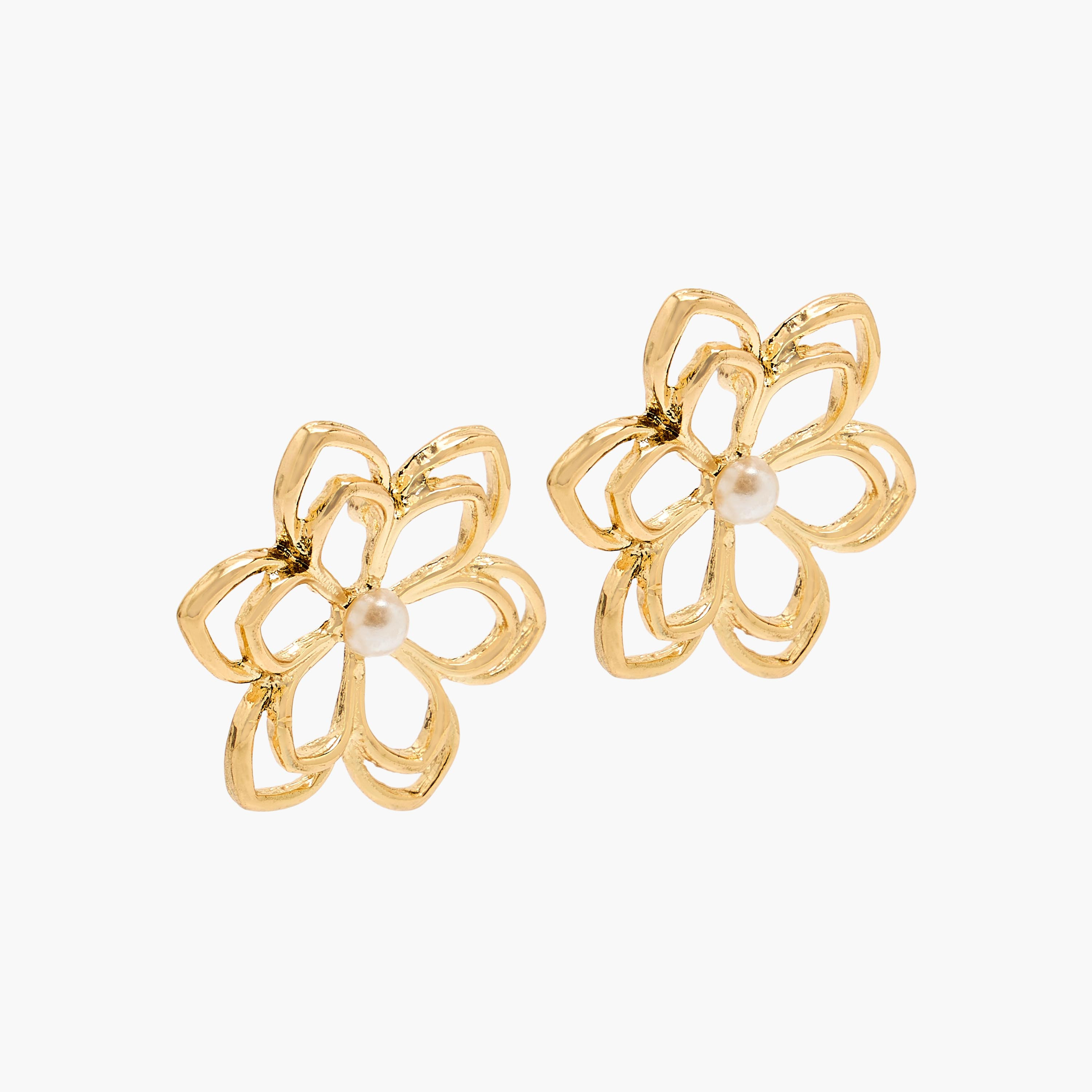 حلق دبوس ميتاليك بمكبس إغلاق-women-watchesandjewellery-jewellery-earrings-image-2