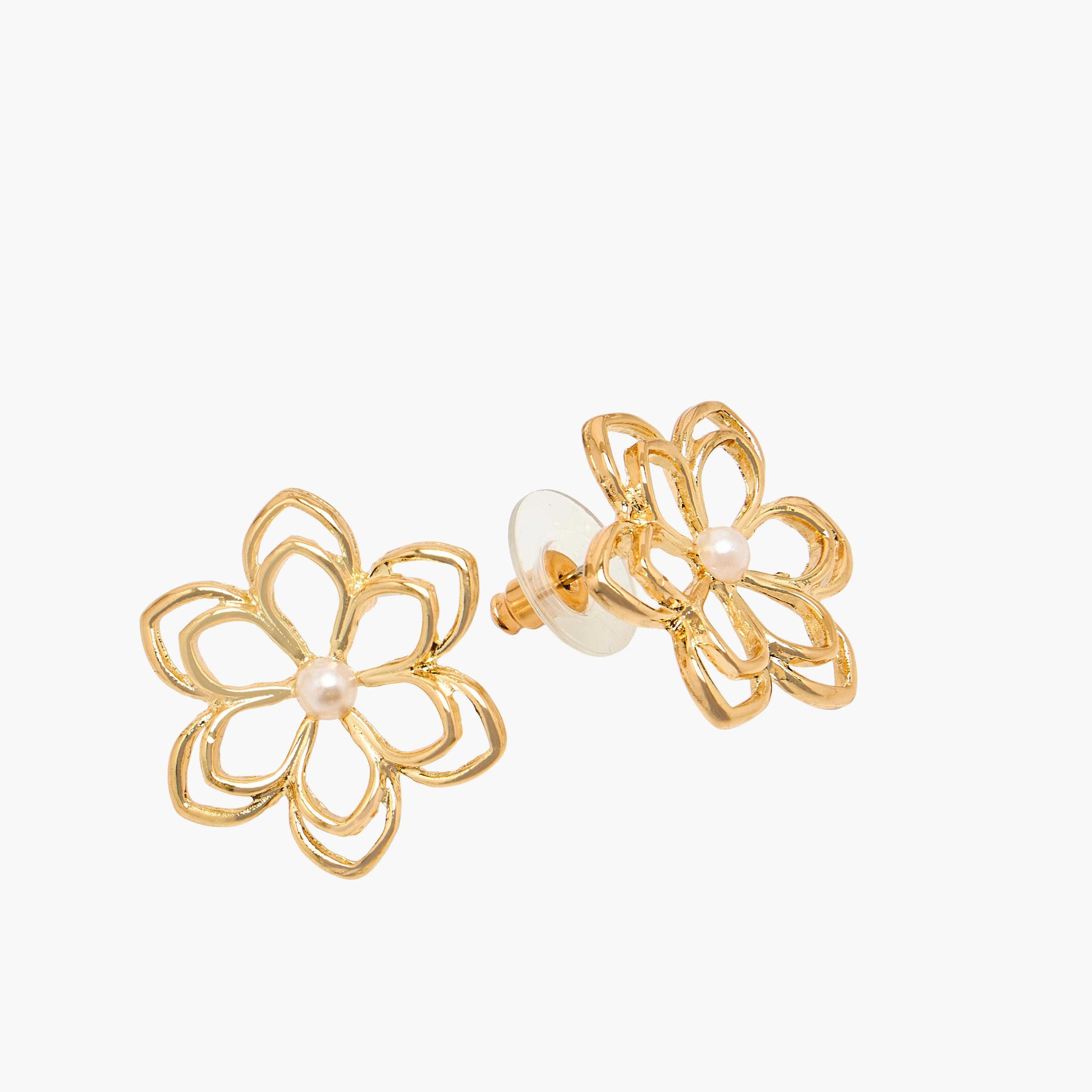 حلق دبوس ميتاليك بمكبس إغلاق-women-watchesandjewellery-jewellery-earrings-image-3