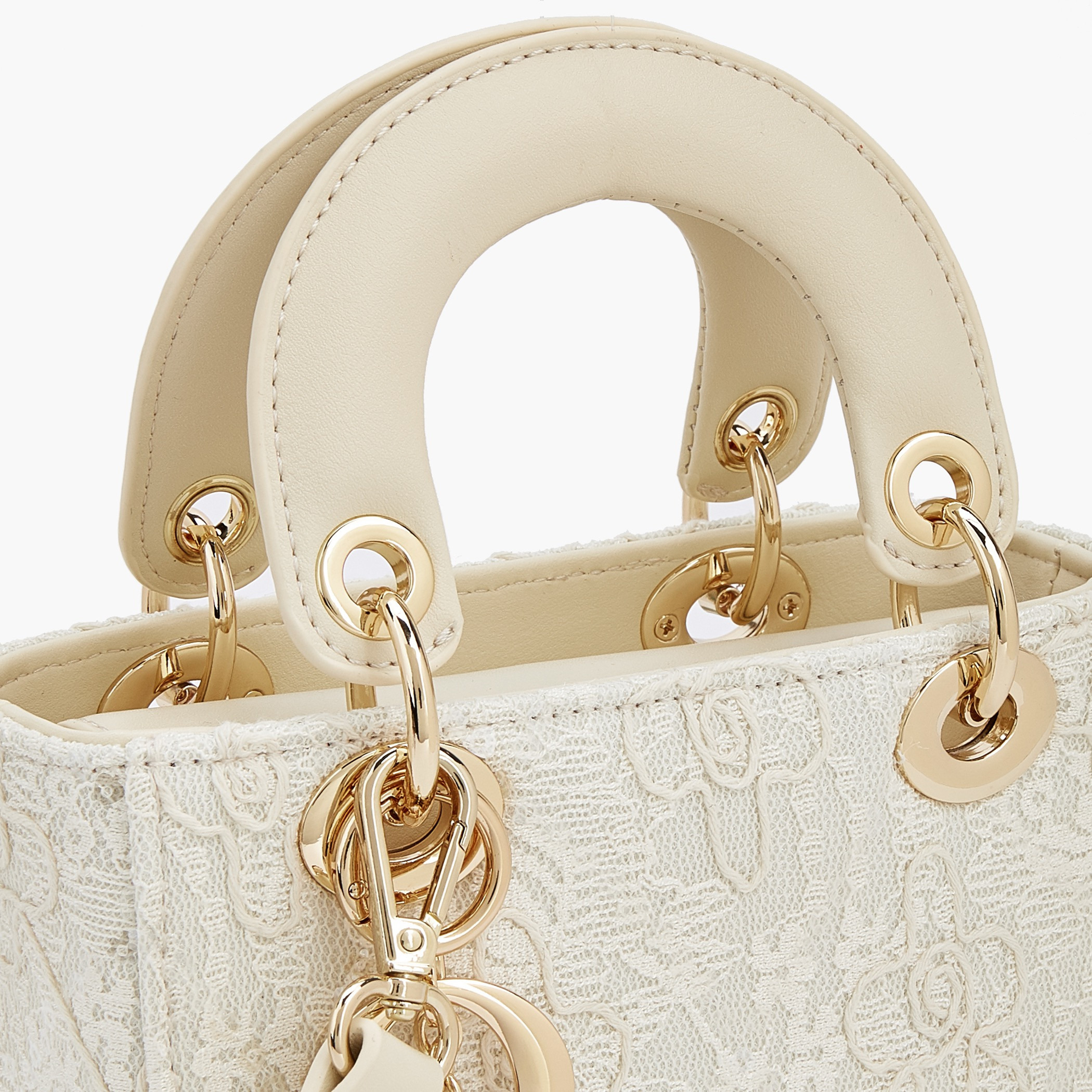 شنطة توتي دانتيل بطبعات زهور مع تفاصيل زينة من لو كونفورت-women-bagsandwallets-handbags-image-6