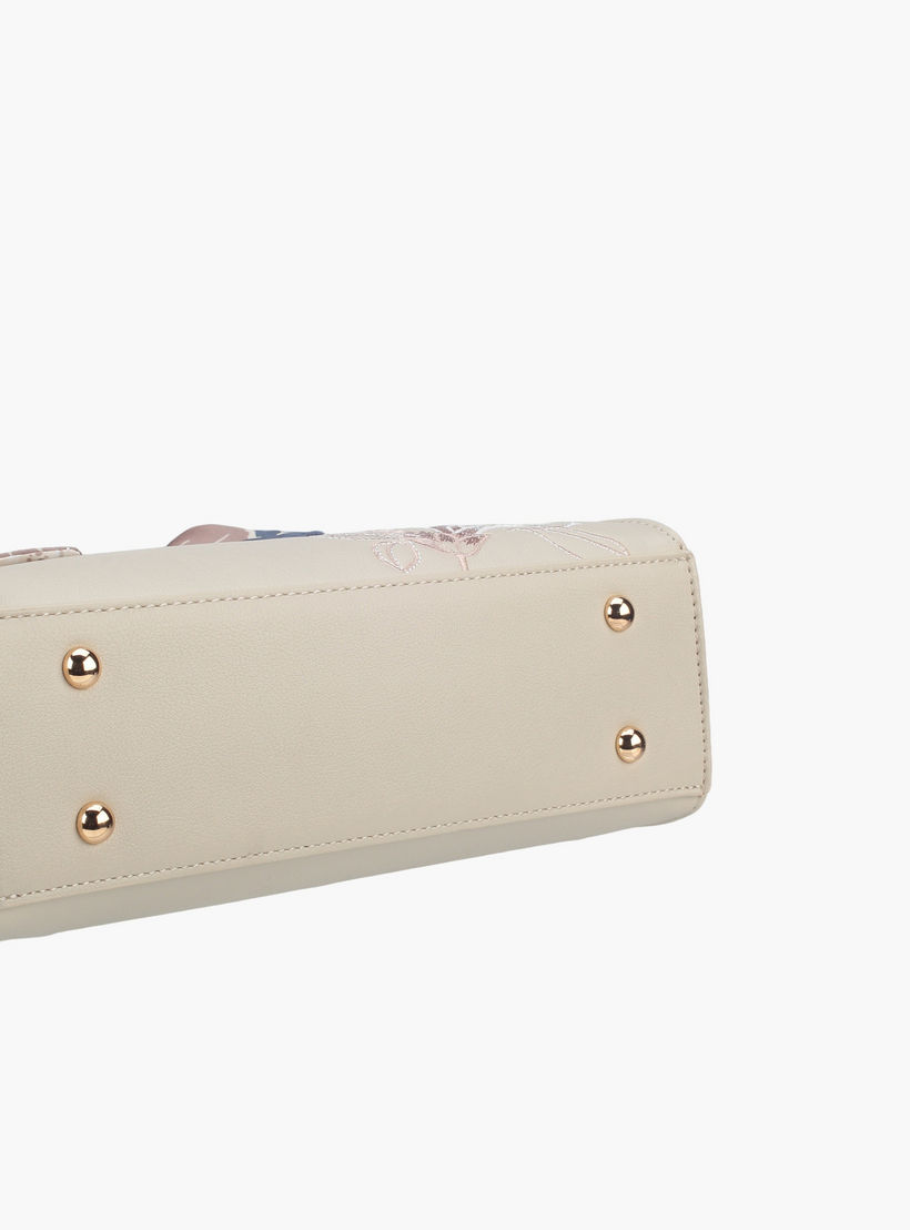 شنطة ساتشيل بزينة وشاح وطية إغلاق من لو كونفورت-women-bagsandwallets-handbags-image-6