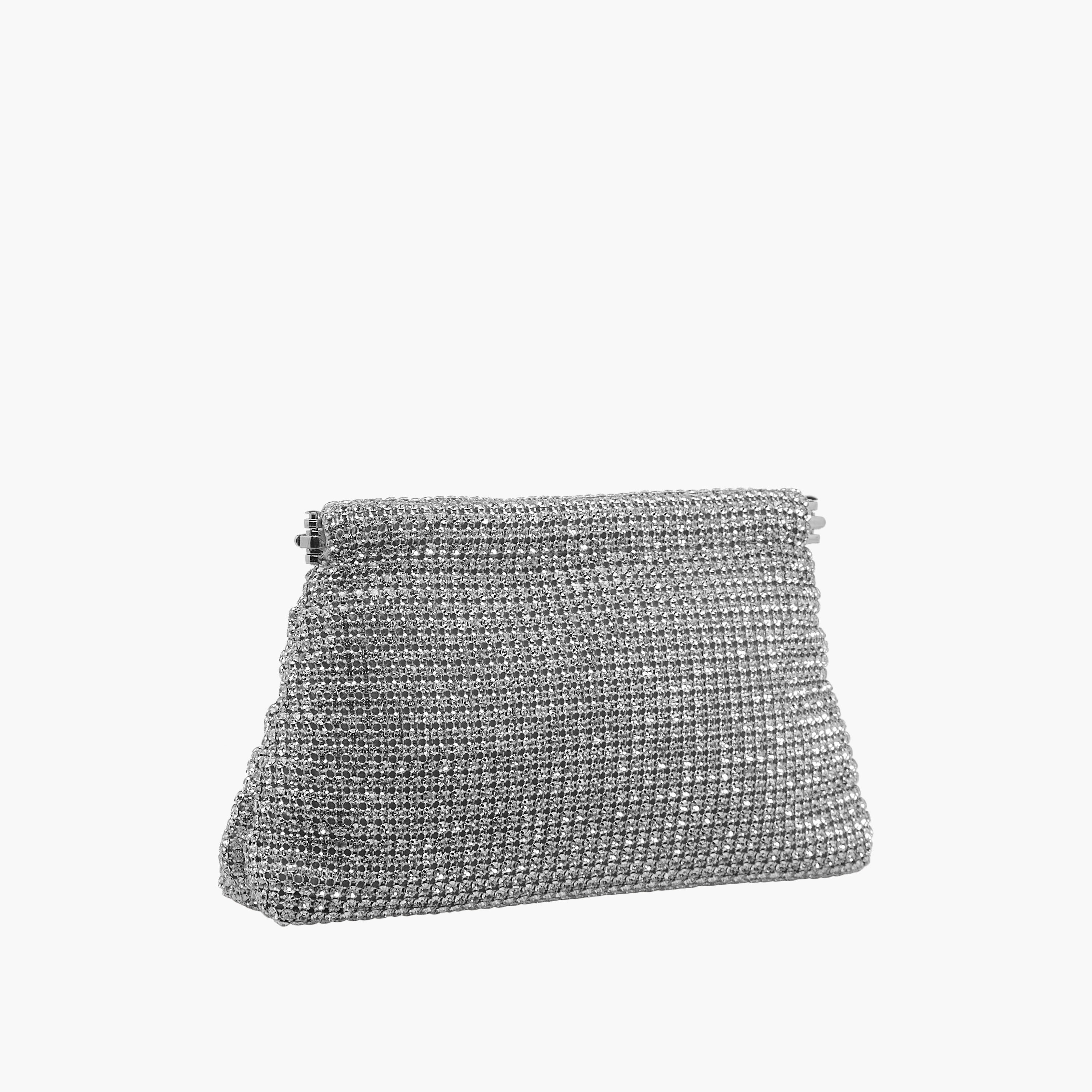 شنطة كلاتش مزينة بسلسلة معدنية من سيليست-women-bagsandwallets-handbags-image-5