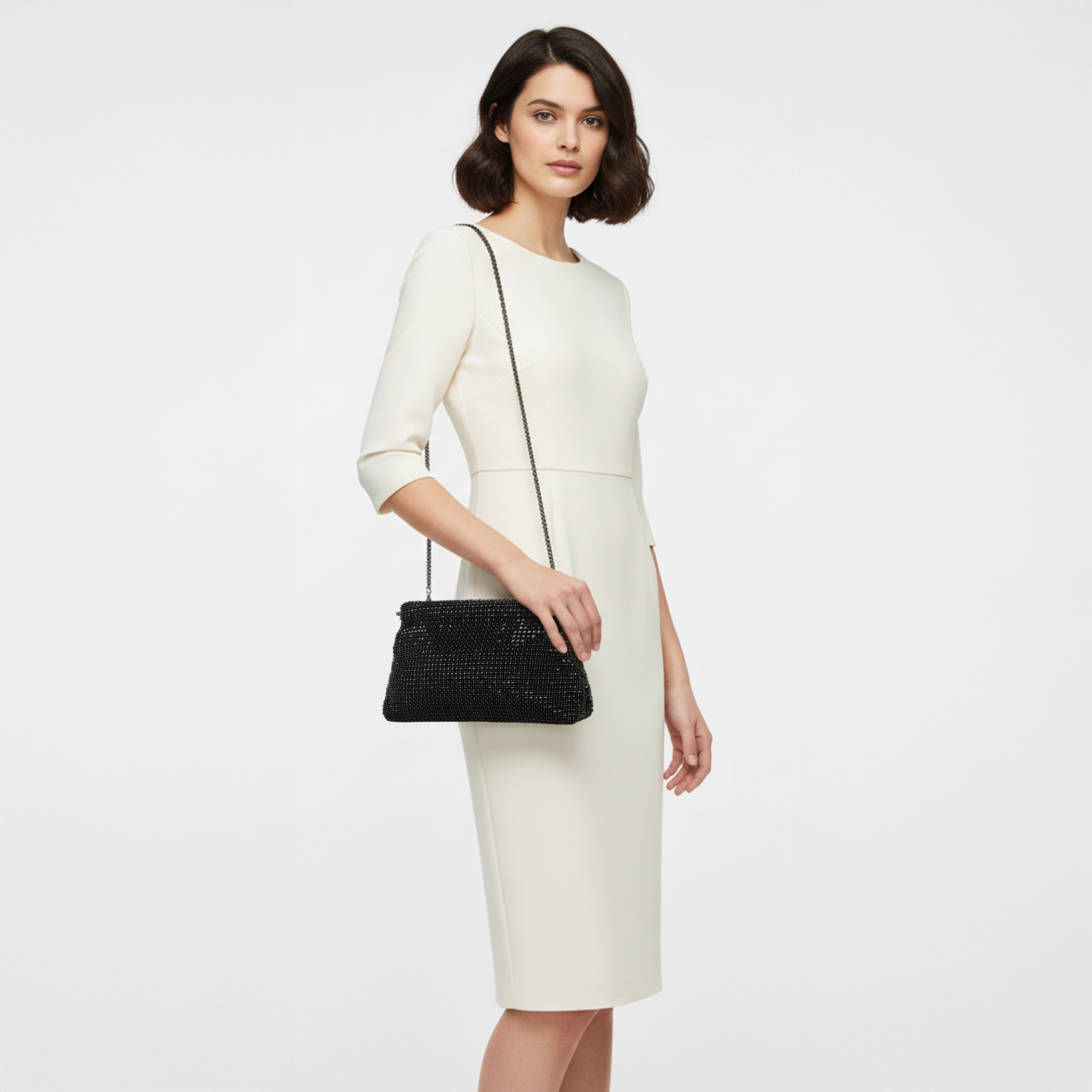 شنطة كلاتش مزينة بسلسلة معدنية من سيليست-women-bagsandwallets-handbags-image-2
