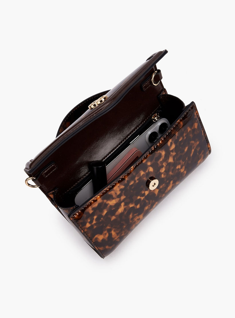 شنطة كروس بودي بطبعات وحزام سلسلة من سيليست-women-bagsandwallets-handbags-image-8