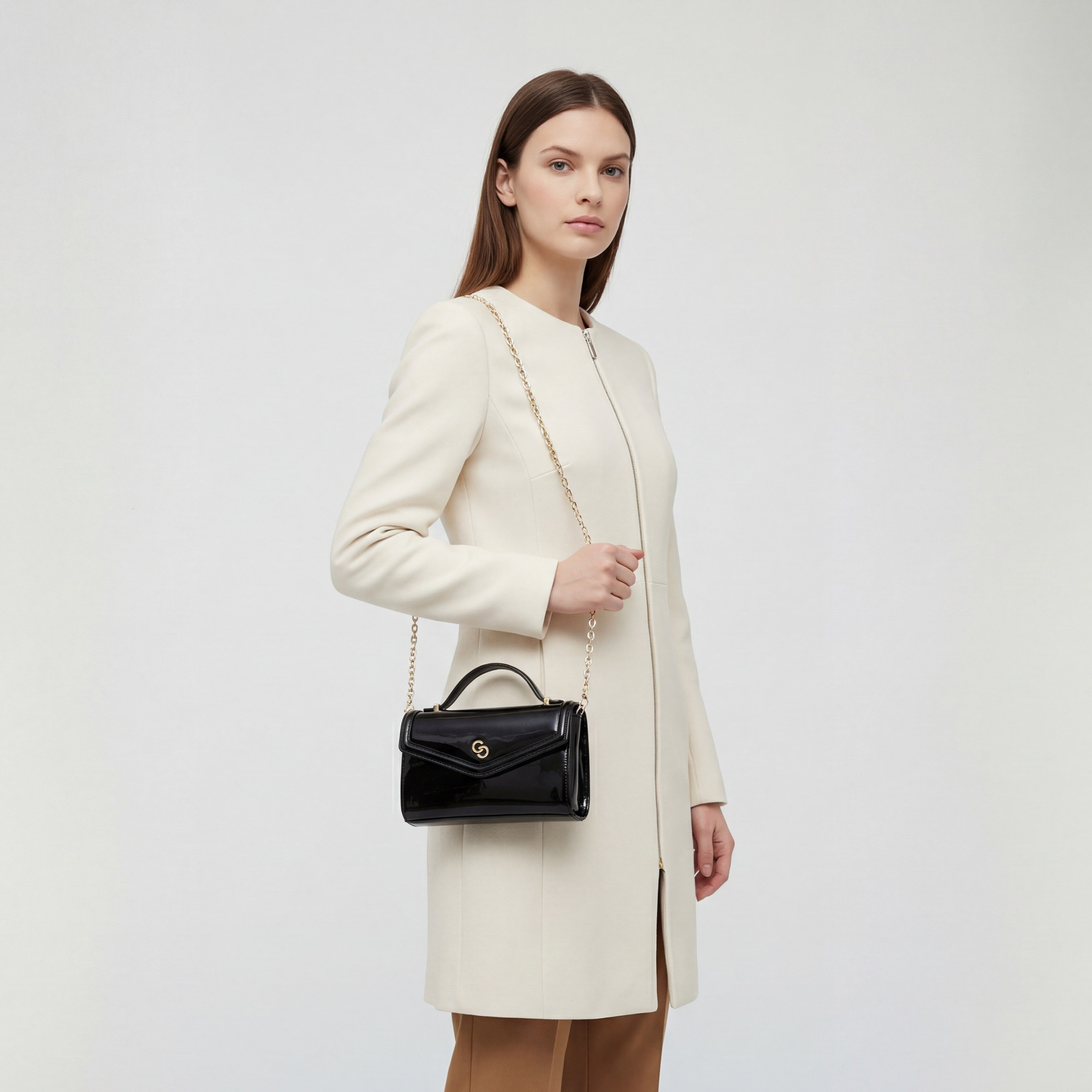 شنطة كروس بودي سادة بحزام سلسلة من سيليست-women-bagsandwallets-handbags-image-2