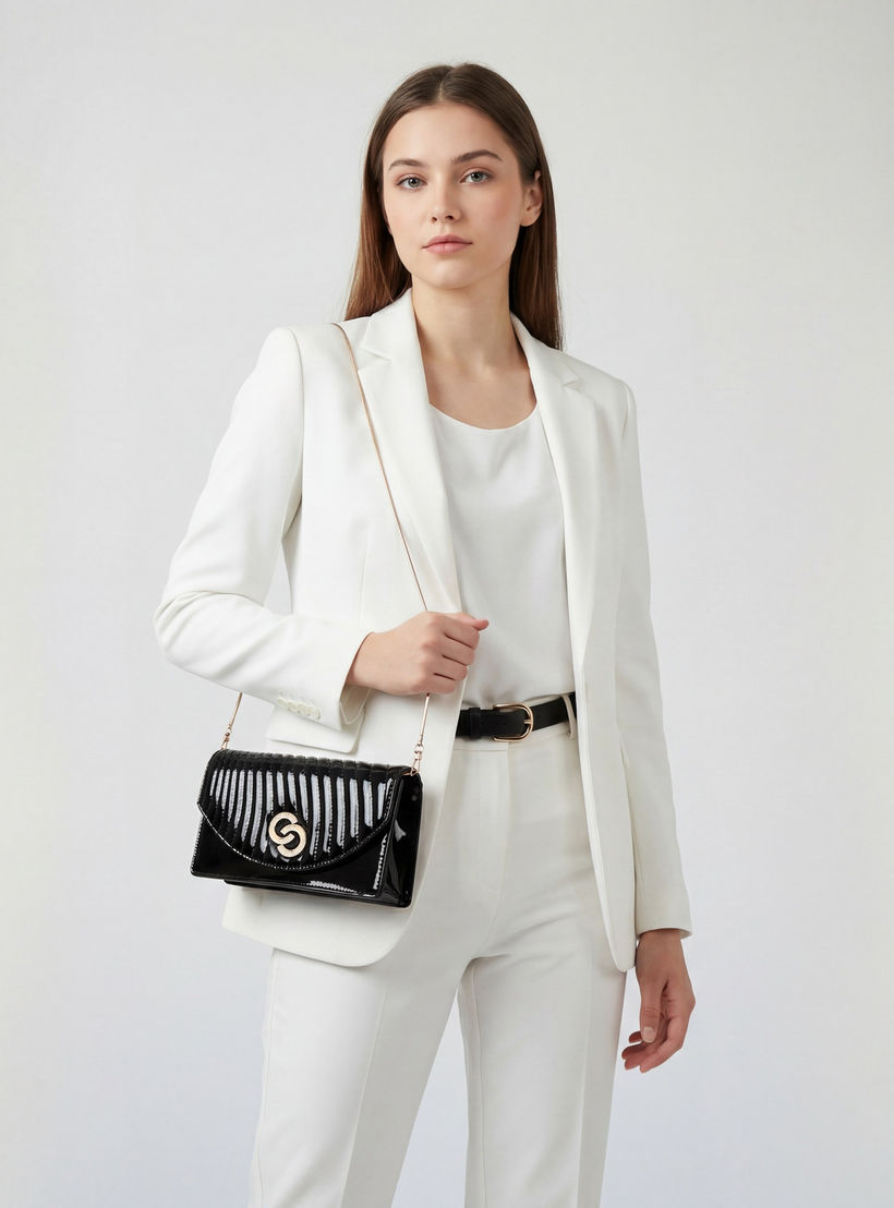 شنطة كروس بودي مبطّنة بسلسلة معدنية قابلة للفصل من سيليست-women-bagsandwallets-handbags-image-2