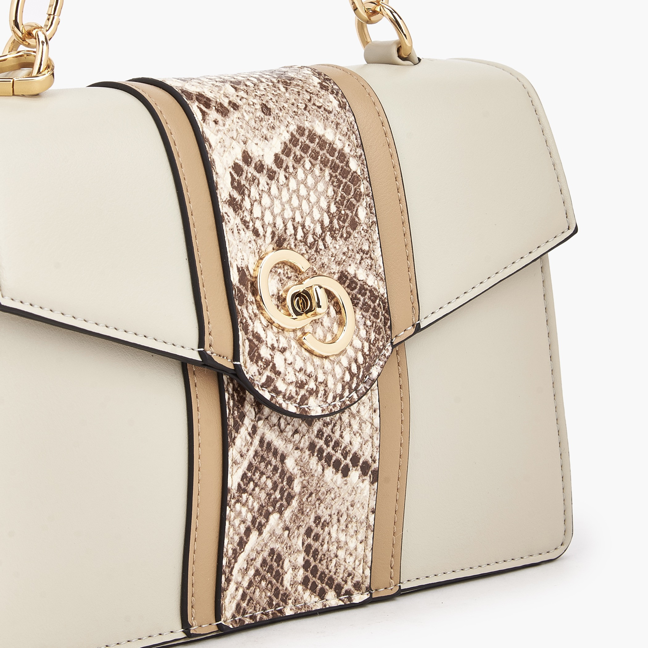 شنطة ساتشيل بطبعات وبمقبض من سيليست-women-bagsandwallets-handbags-image-4