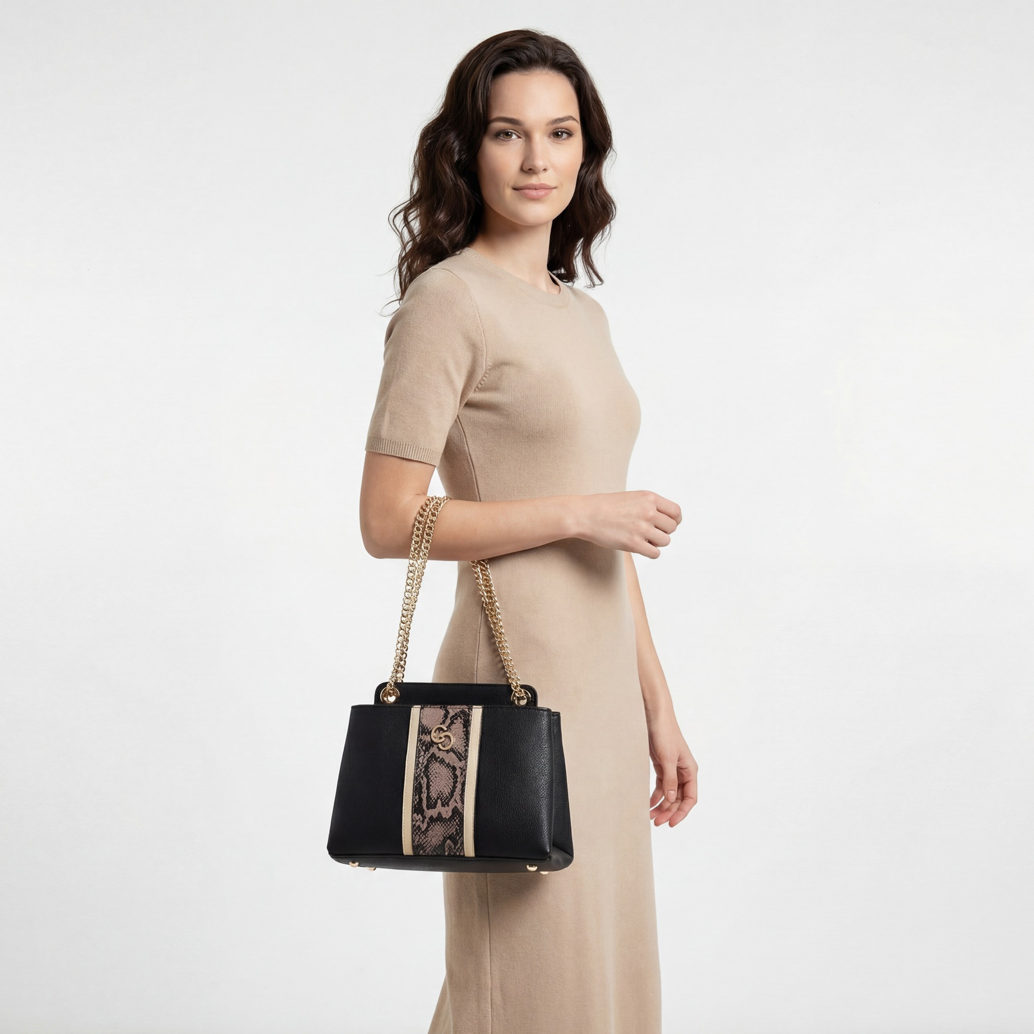 شنطة كروس بودي بحزام سلسلة وطبعات من سيليست-women-bagsandwallets-handbags-image-2