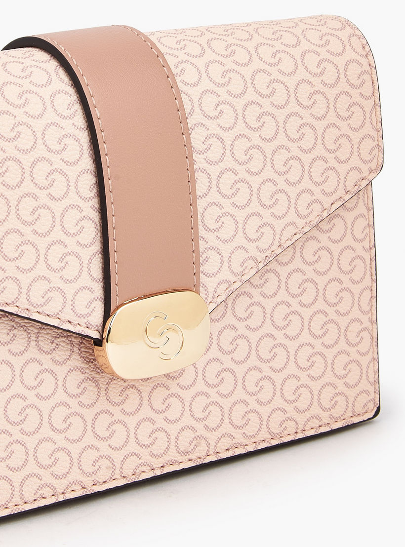 شنطة كروس بودي بحزام سلسلة وطبعات مونوجرام من سيليست-women-bagsandwallets-handbags-image-5