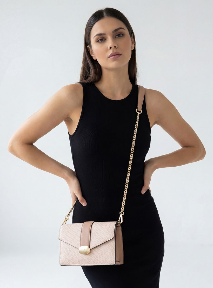 شنطة كروس بودي بحزام سلسلة وطبعات مونوجرام من سيليست-women-bagsandwallets-handbags-image-2