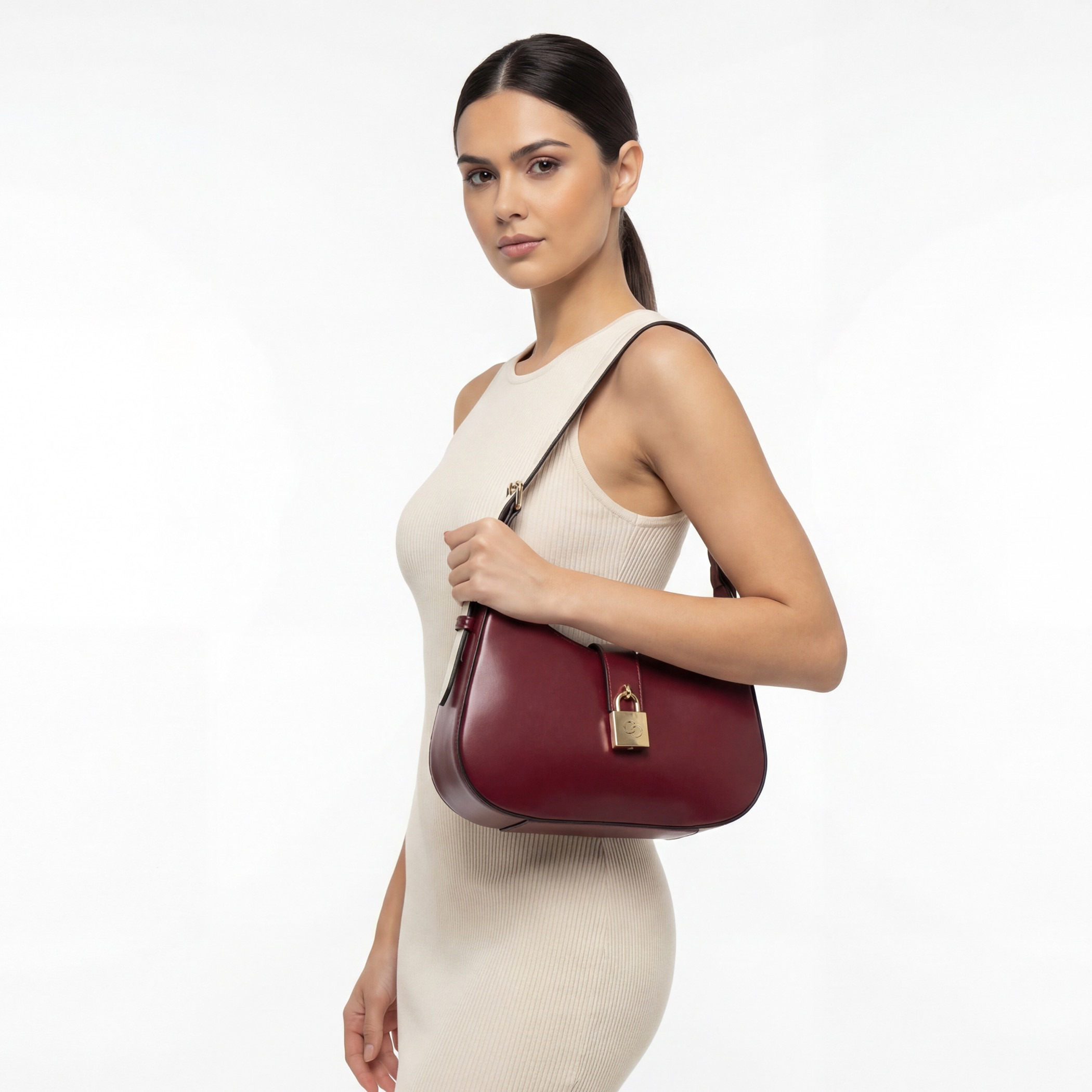شنطة كتف سادة بمقبض قابل للتعديل من سيليست-women-bagsandwallets-handbags-image-2