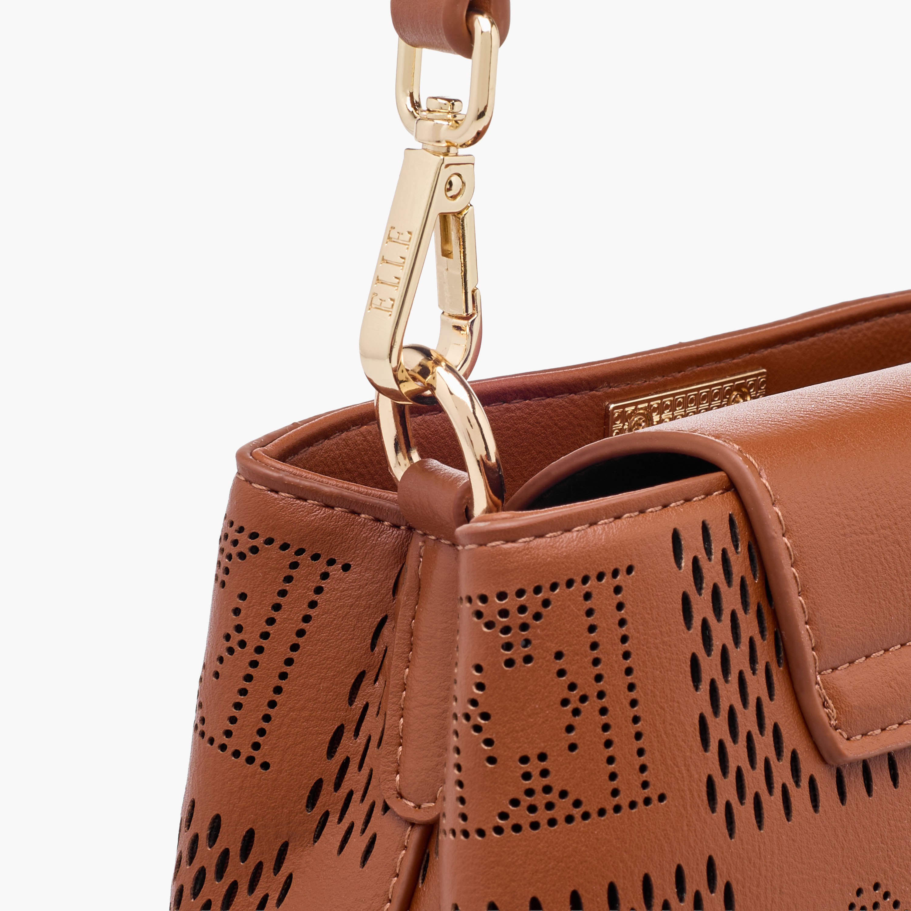 شنطة كروس بودي بتصميم مفرغ وحزام كتف قابل للتعديل من إيل-women-bagsandwallets-handbags-image-7