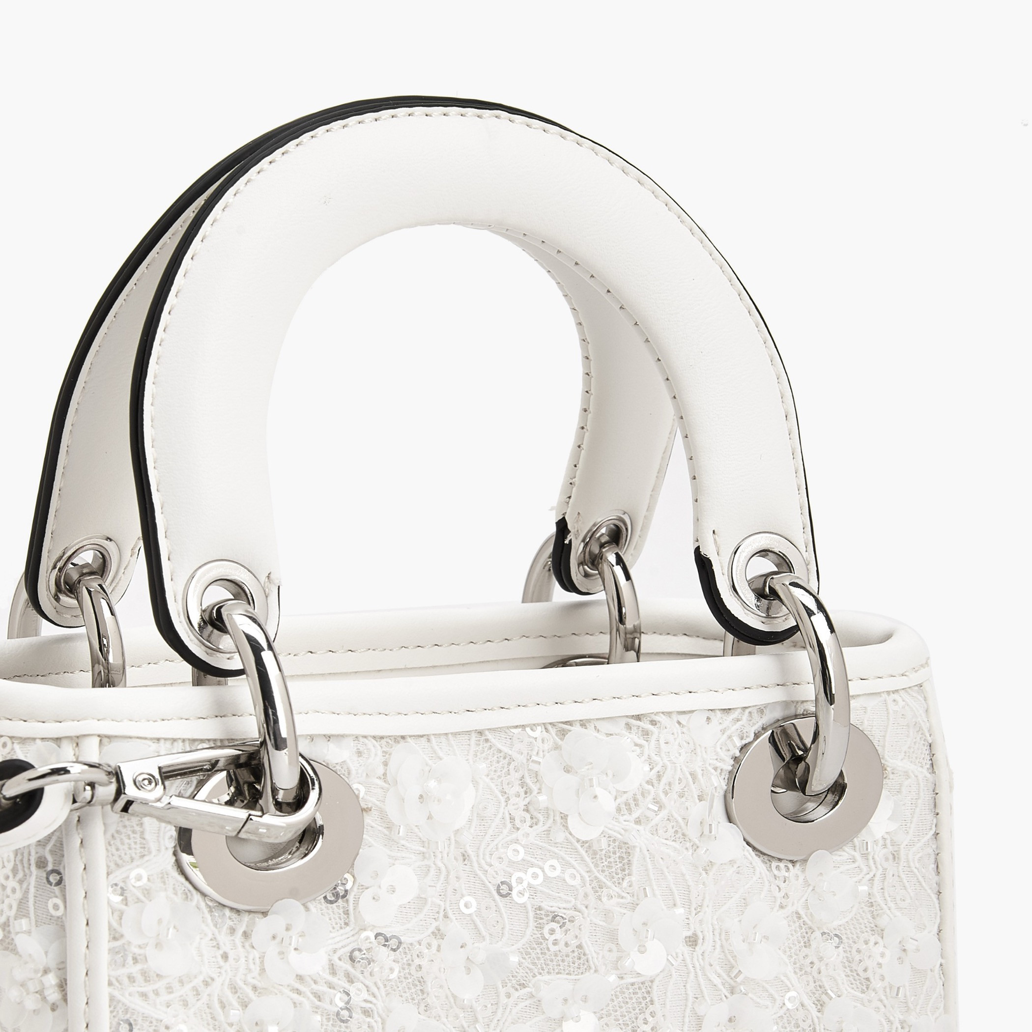 شنطة توتي بتفاصيل دانتيل مزينة ومقابض مزدوجة من سيليست-women-bagsandwallets-handbags-image-5