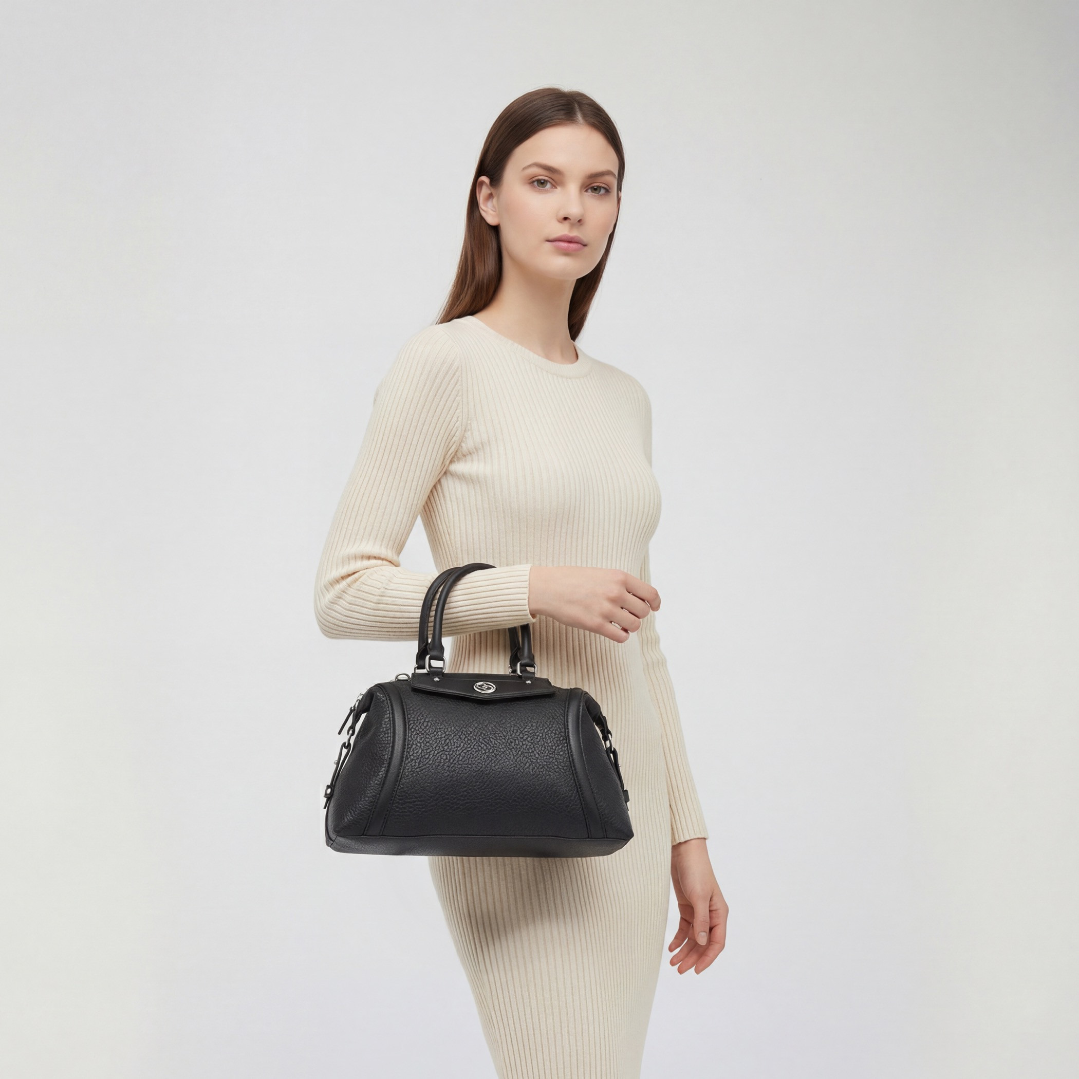 شنطة توتي بنقوش مونوجرام وحزام قابل للفصل من سيليست-women-bagsandwallets-handbags-image-2