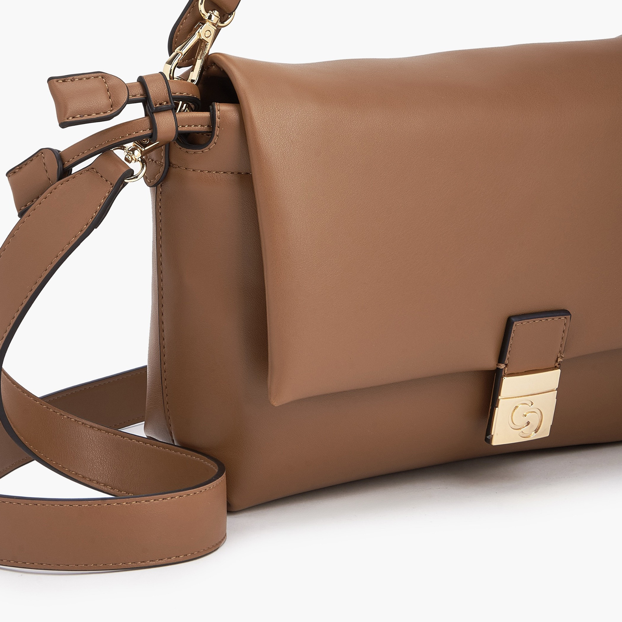 شنطة كروس بودي سادة بحزام قابل للفصل من سيليست-women-bagsandwallets-handbags-image-4