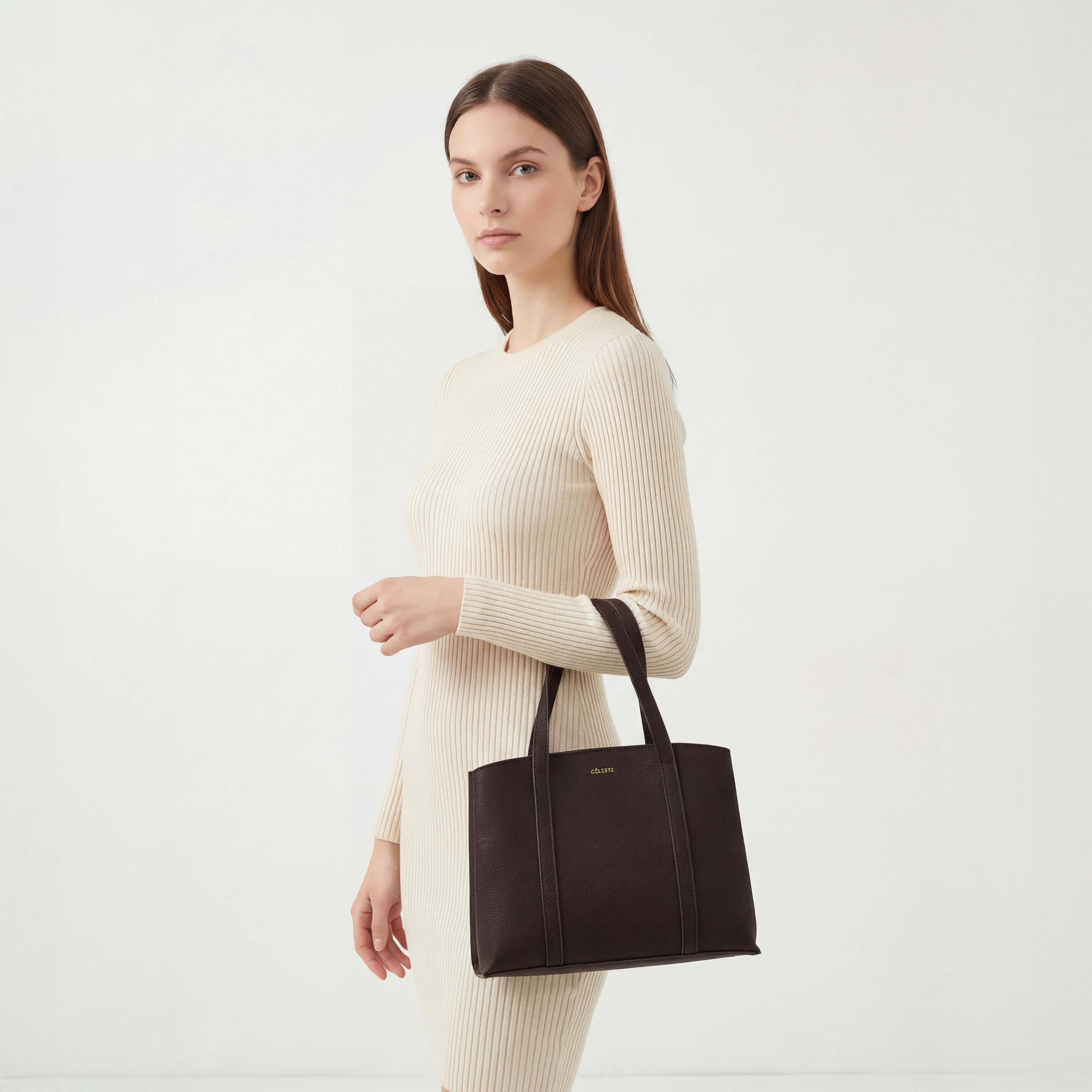شنطة توتي بارزة الملمس بمقابض مزدوجة من لو كونفورت-women-bagsandwallets-handbags-image-2
